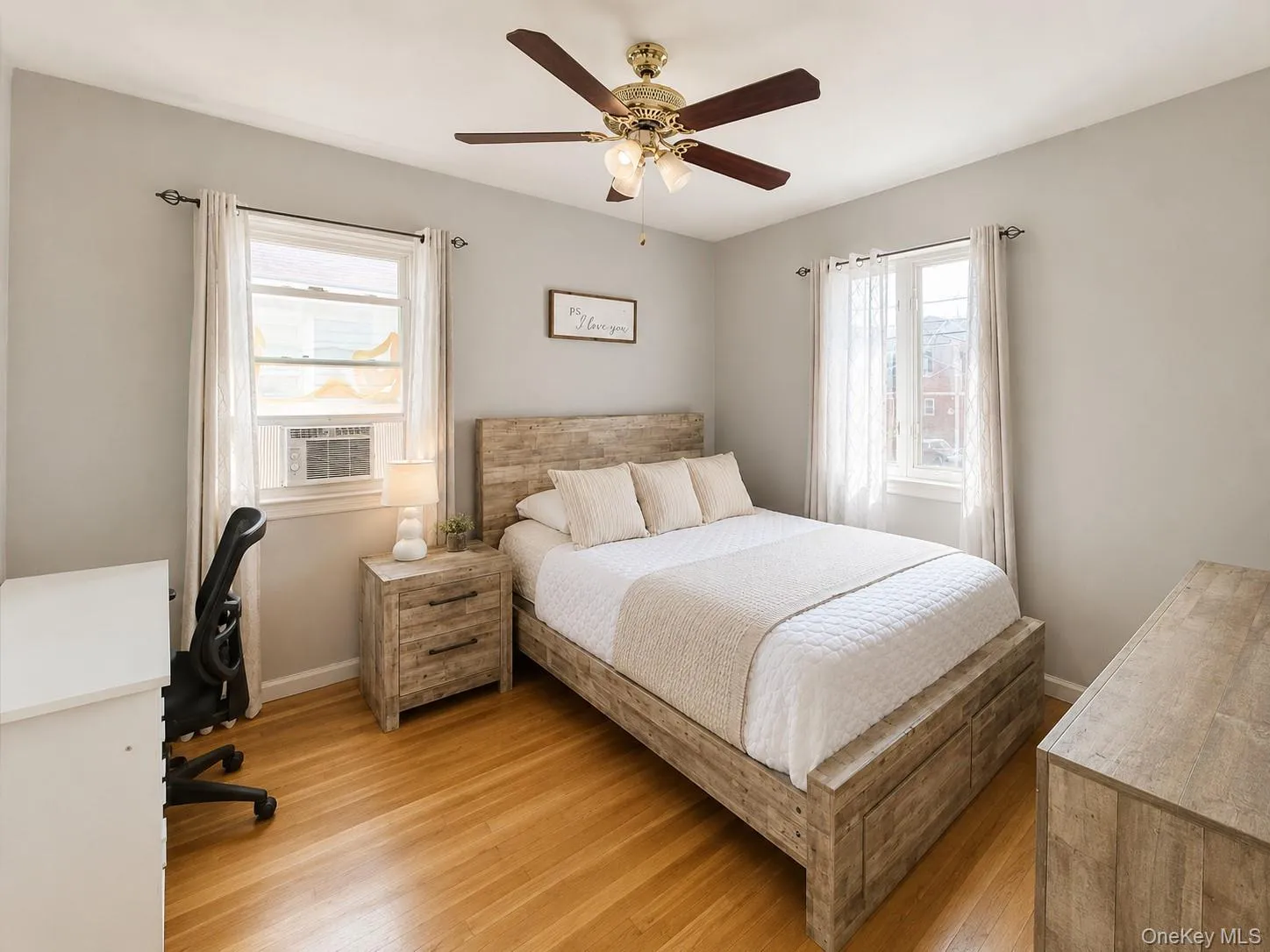 1626 Bayview Avenue, New York, NY, 4 Bedrooms Bedrooms, 10 Rooms Rooms,2 BathroomsBathrooms,Residential,For Rent,Bayview,0,1025553 1626 Bayview Avenue, New York, NY, 4 Bedrooms Bedrooms, 10 Rooms Rooms,2 BathroomsBathrooms,Residential,For Rent,Bayview,0,1025553