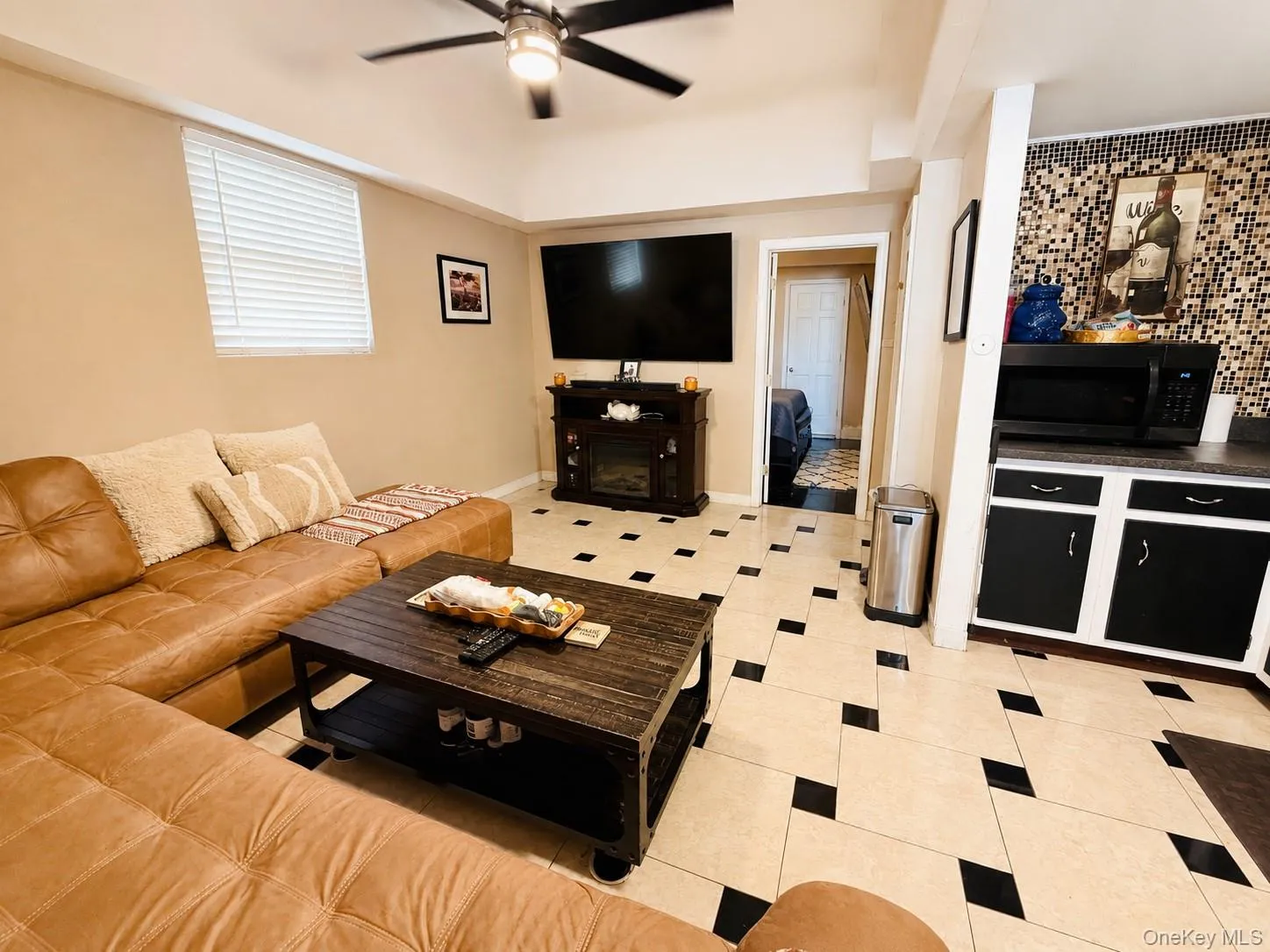 1626 Bayview Avenue, New York, NY, 4 Bedrooms Bedrooms, 10 Rooms Rooms,2 BathroomsBathrooms,Residential,For Rent,Bayview,0,1025553 1626 Bayview Avenue, New York, NY, 4 Bedrooms Bedrooms, 10 Rooms Rooms,2 BathroomsBathrooms,Residential,For Rent,Bayview,0,1025553
