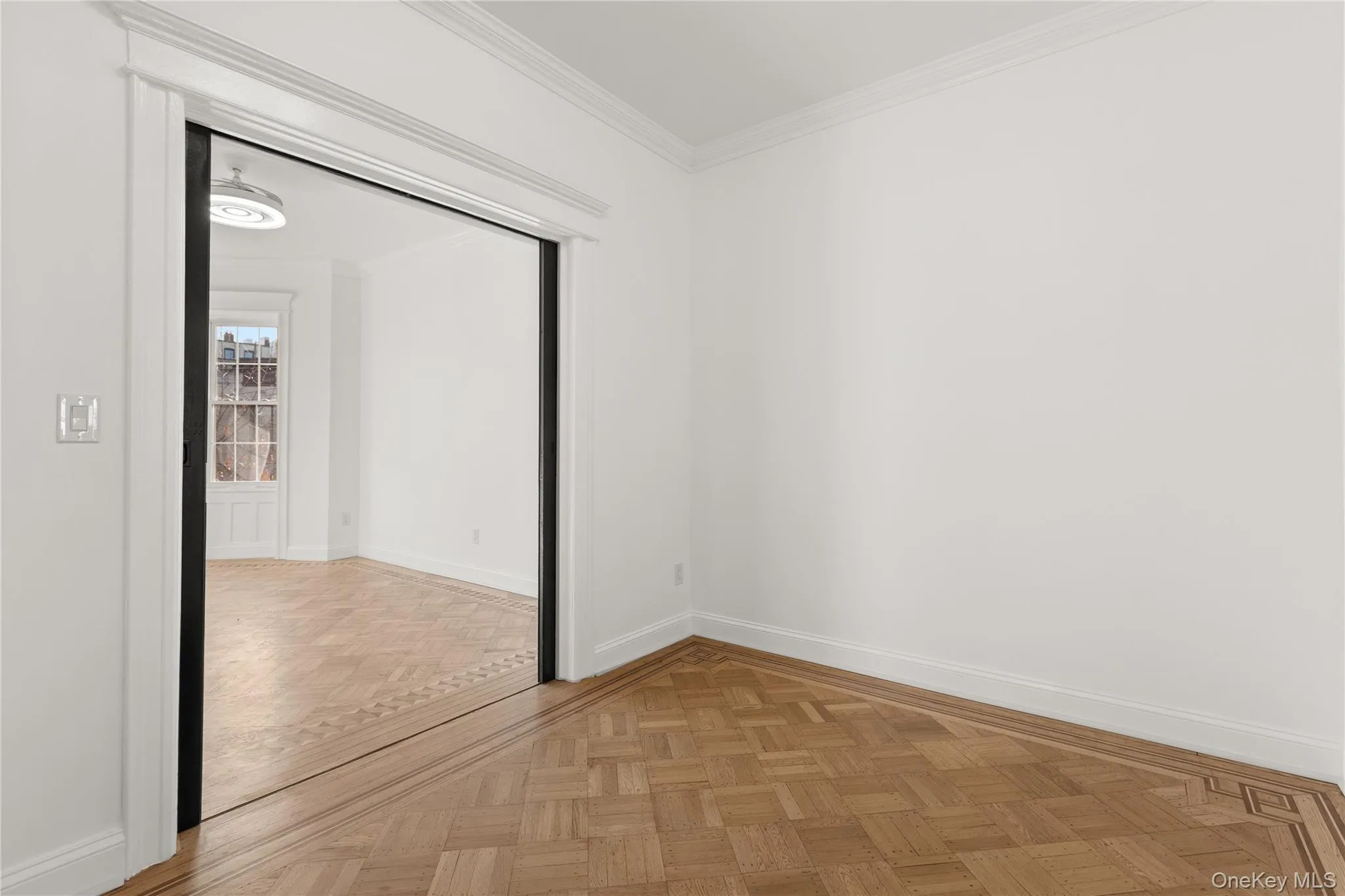 6133 Palmetto Street, New York, NY, 3 Bedrooms Bedrooms, 6 Rooms Rooms,1 BathroomBathrooms,Residential Lease,For Rent,Palmetto,0,1025560 6133 Palmetto Street, New York, NY, 3 Bedrooms Bedrooms, 6 Rooms Rooms,1 BathroomBathrooms,Residential Lease,For Rent,Palmetto,0,1025560