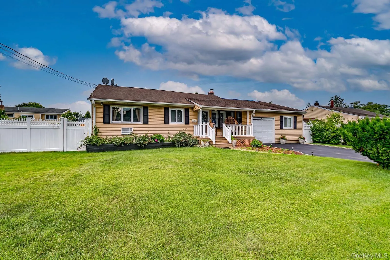 22 Dollard Drive, Babylon, NY, 4 Bedrooms Bedrooms, 10 Rooms Rooms,2 BathroomsBathrooms,Residential,For Rent,Dollard,0,1025562 22 Dollard Drive, Babylon, NY, 4 Bedrooms Bedrooms, 10 Rooms Rooms,2 BathroomsBathrooms,Residential,For Rent,Dollard,0,1025562