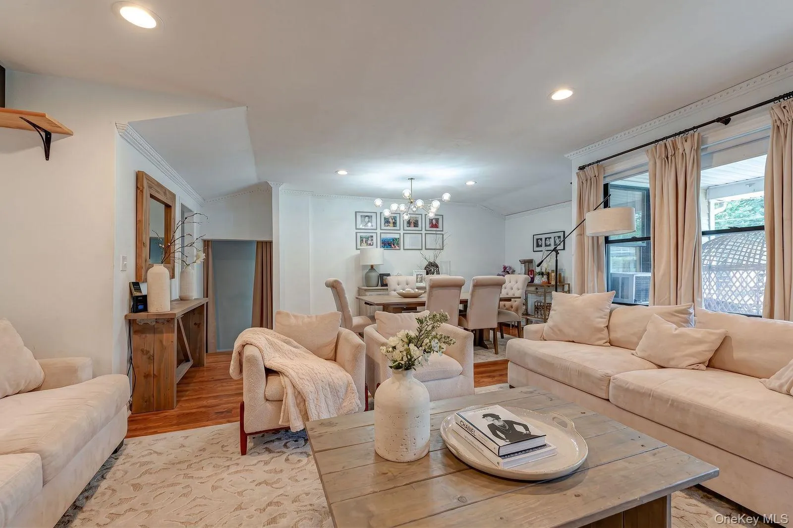 22 Dollard Drive, Babylon, NY, 4 Bedrooms Bedrooms, 10 Rooms Rooms,2 BathroomsBathrooms,Residential,For Rent,Dollard,0,1025562 22 Dollard Drive, Babylon, NY, 4 Bedrooms Bedrooms, 10 Rooms Rooms,2 BathroomsBathrooms,Residential,For Rent,Dollard,0,1025562