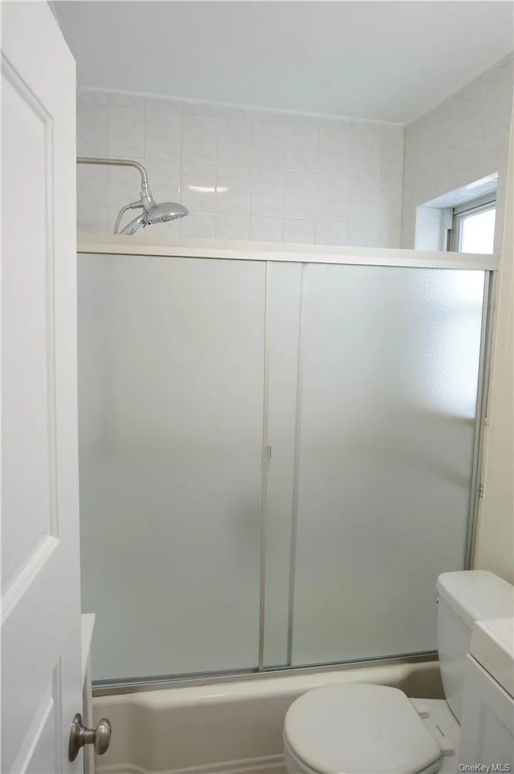 80 Dunwoodie Street, Yonkers, NY, 2 Bedrooms Bedrooms, 4 Rooms Rooms,1 BathroomBathrooms,Residential Lease,For Rent,Dunwoodie,0,1025567 80 Dunwoodie Street, Yonkers, NY, 2 Bedrooms Bedrooms, 4 Rooms Rooms,1 BathroomBathrooms,Residential Lease,For Rent,Dunwoodie,0,1025567