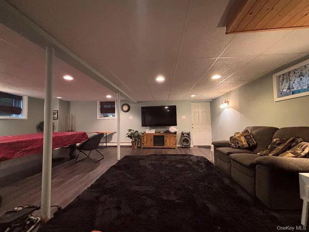 444 Bicycle Path, Brookhaven, NY, 4 Bedrooms Bedrooms, 9 Rooms Rooms,3 BathroomsBathrooms,Residential,For Rent,Bicycle,0,1025573 444 Bicycle Path, Brookhaven, NY, 4 Bedrooms Bedrooms, 9 Rooms Rooms,3 BathroomsBathrooms,Residential,For Rent,Bicycle,0,1025573
