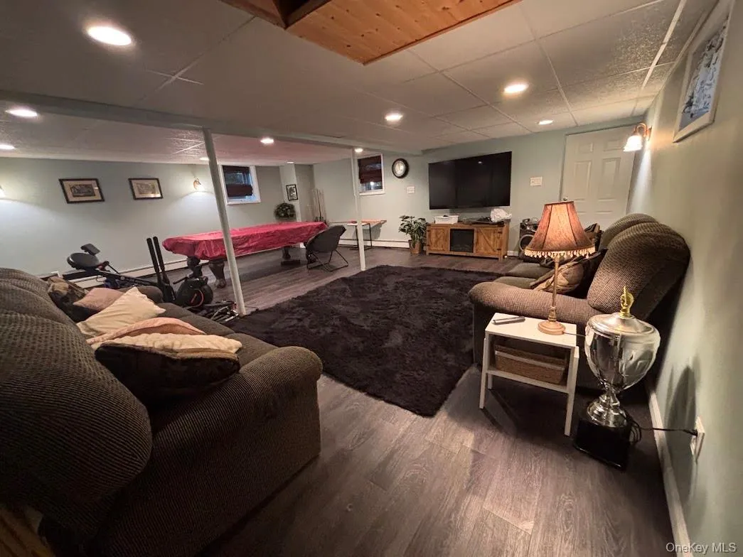 444 Bicycle Path, Brookhaven, NY, 4 Bedrooms Bedrooms, 9 Rooms Rooms,3 BathroomsBathrooms,Residential,For Rent,Bicycle,0,1025573 444 Bicycle Path, Brookhaven, NY, 4 Bedrooms Bedrooms, 9 Rooms Rooms,3 BathroomsBathrooms,Residential,For Rent,Bicycle,0,1025573