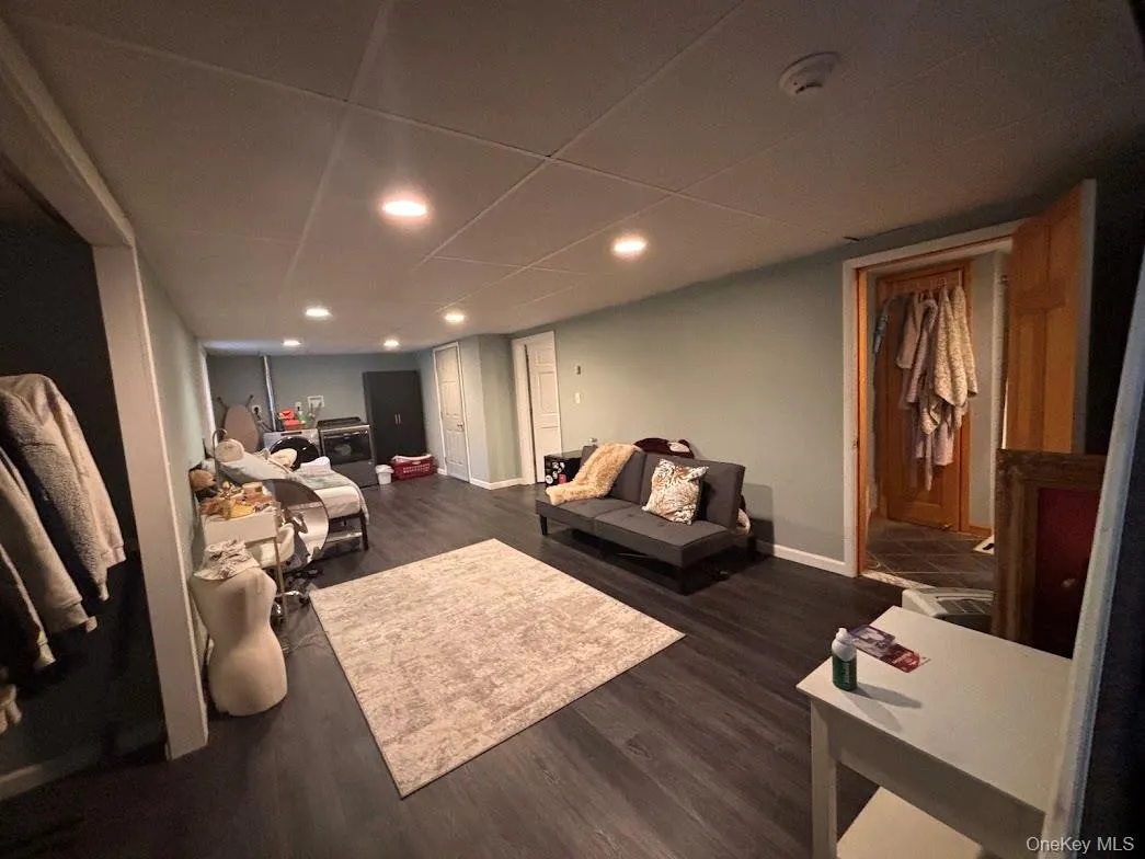 444 Bicycle Path, Brookhaven, NY, 4 Bedrooms Bedrooms, 9 Rooms Rooms,3 BathroomsBathrooms,Residential,For Rent,Bicycle,0,1025573 444 Bicycle Path, Brookhaven, NY, 4 Bedrooms Bedrooms, 9 Rooms Rooms,3 BathroomsBathrooms,Residential,For Rent,Bicycle,0,1025573
