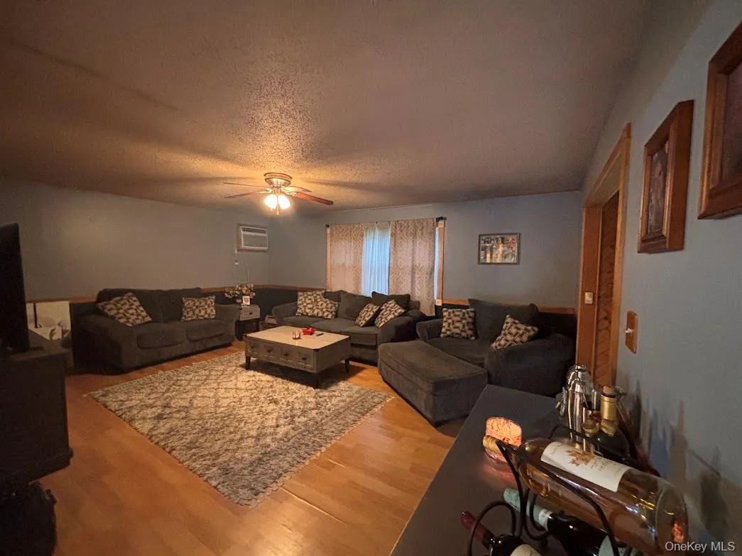 444 Bicycle Path, Brookhaven, NY, 4 Bedrooms Bedrooms, 9 Rooms Rooms,3 BathroomsBathrooms,Residential,For Rent,Bicycle,0,1025573 444 Bicycle Path, Brookhaven, NY, 4 Bedrooms Bedrooms, 9 Rooms Rooms,3 BathroomsBathrooms,Residential,For Rent,Bicycle,0,1025573
