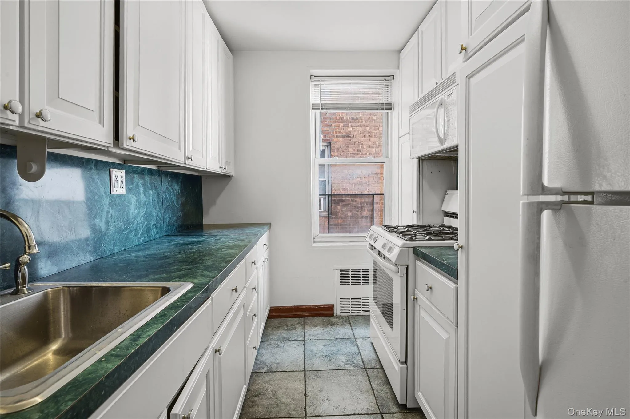 7510 Yellowstone Boulevard, New York, NY, 2 Bedrooms Bedrooms, 6 Rooms Rooms,1 BathroomBathrooms,Residential,For Rent,Yellowstone,0,1025576 7510 Yellowstone Boulevard, New York, NY, 2 Bedrooms Bedrooms, 6 Rooms Rooms,1 BathroomBathrooms,Residential,For Rent,Yellowstone,0,1025576