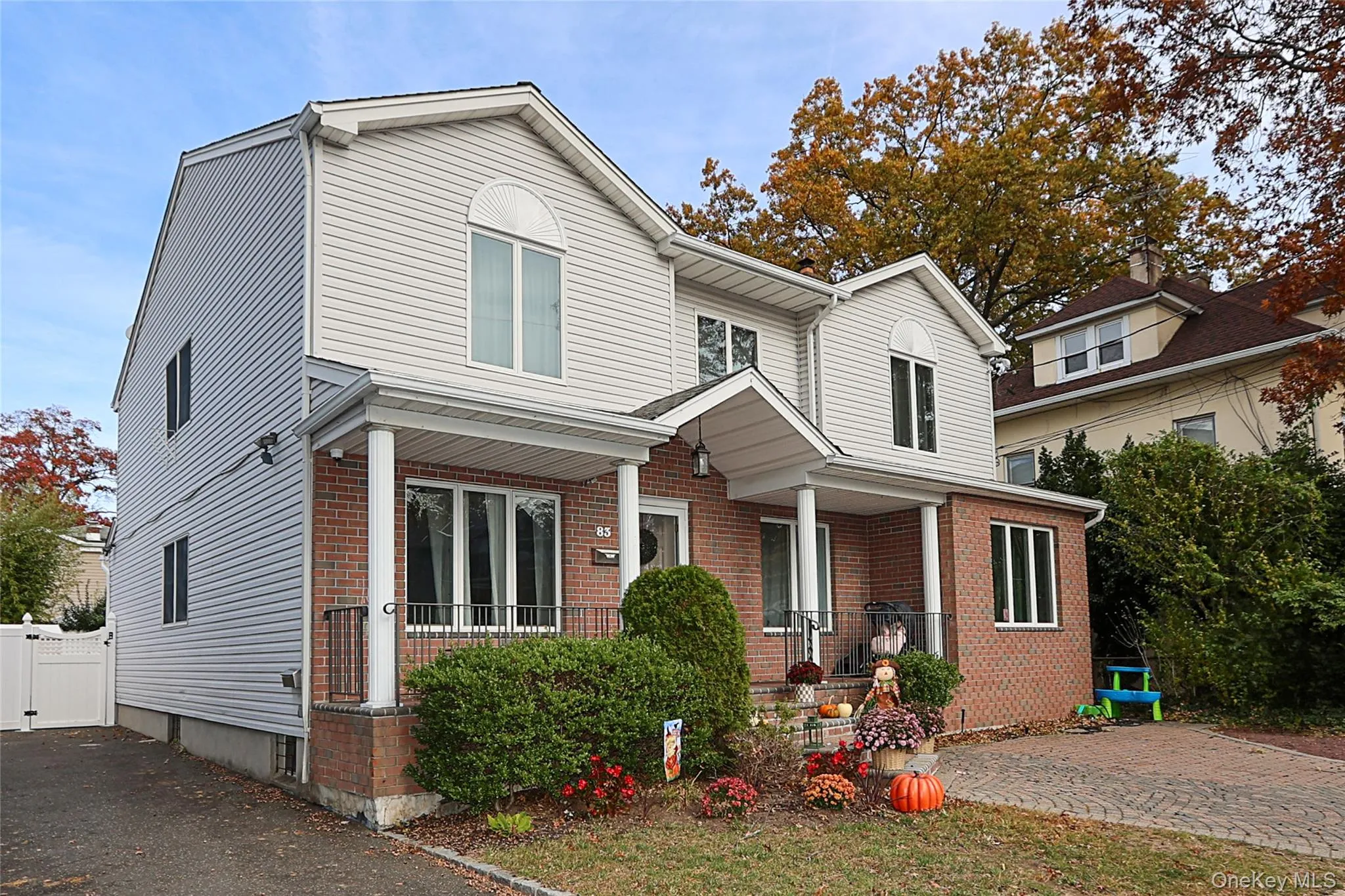 83 Lexington Avenue, North Hempstead, NY, 3 Bedrooms Bedrooms, 5 Rooms Rooms,1 BathroomBathrooms,Residential Lease,For Rent,Lexington,0,1025578 83 Lexington Avenue, North Hempstead, NY, 3 Bedrooms Bedrooms, 5 Rooms Rooms,1 BathroomBathrooms,Residential Lease,For Rent,Lexington,0,1025578