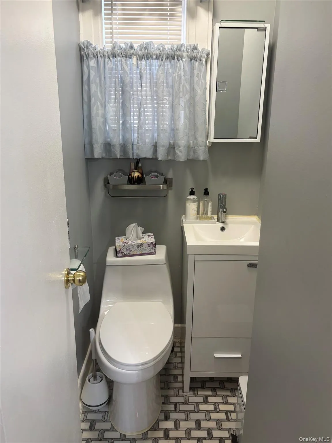 10506 221st Street, New York, NY, 3 Bedrooms Bedrooms, 6 Rooms Rooms,2 BathroomsBathrooms,Residential,For Rent,221st,0,1025581 10506 221st Street, New York, NY, 3 Bedrooms Bedrooms, 6 Rooms Rooms,2 BathroomsBathrooms,Residential,For Rent,221st,0,1025581