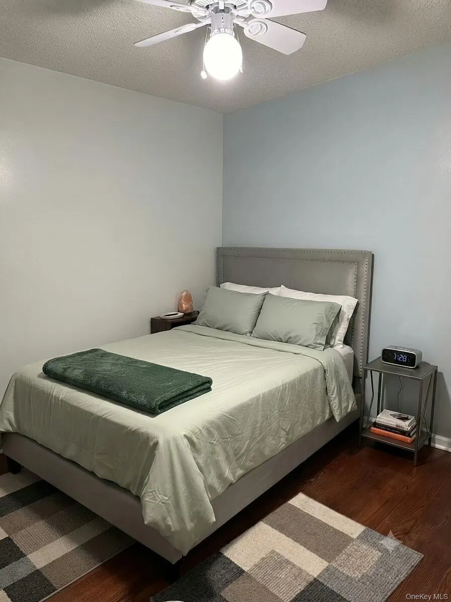 10506 221st Street, New York, NY, 3 Bedrooms Bedrooms, 6 Rooms Rooms,2 BathroomsBathrooms,Residential,For Rent,221st,0,1025581 10506 221st Street, New York, NY, 3 Bedrooms Bedrooms, 6 Rooms Rooms,2 BathroomsBathrooms,Residential,For Rent,221st,0,1025581