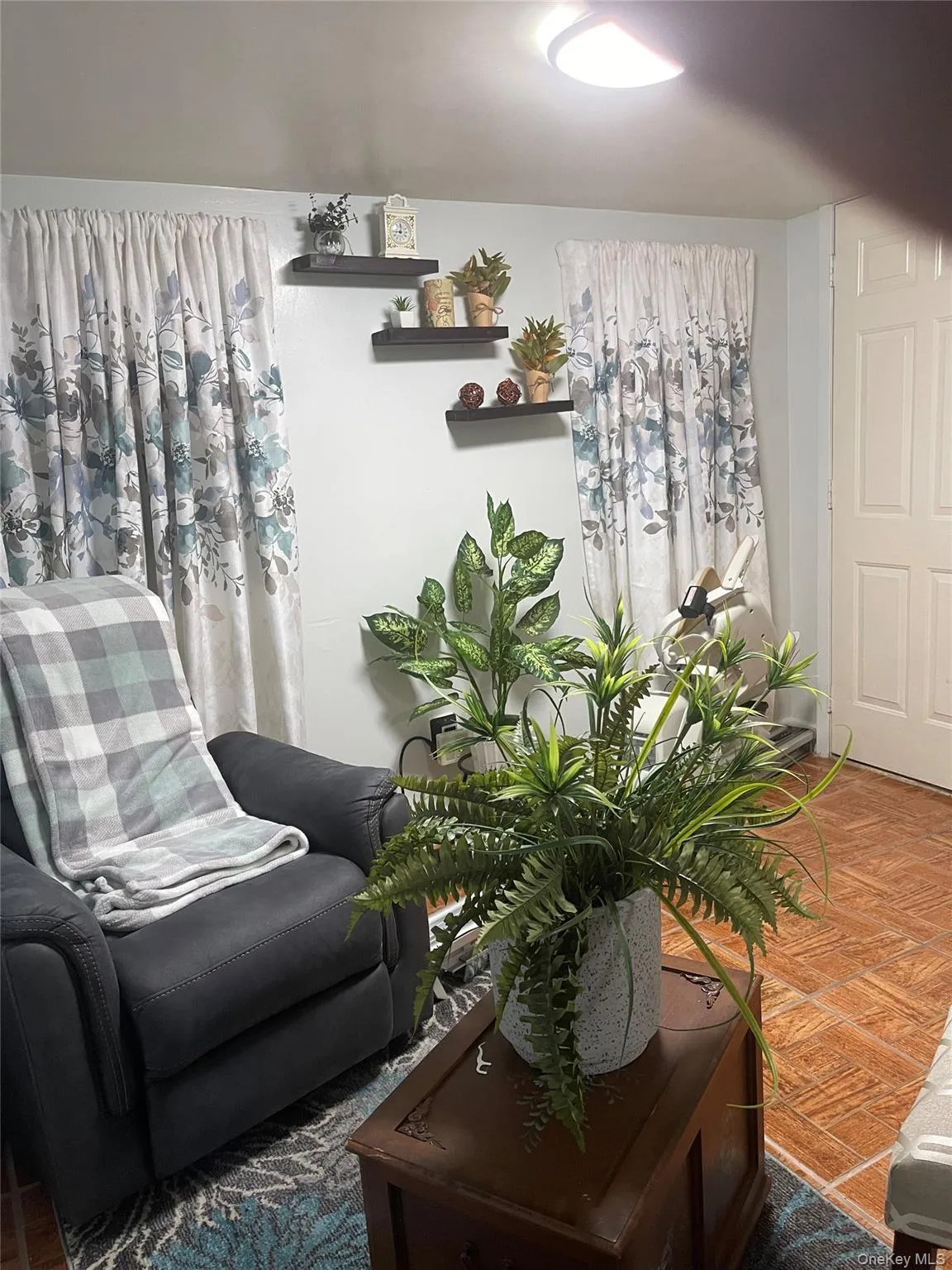 10506 221st Street, New York, NY, 3 Bedrooms Bedrooms, 6 Rooms Rooms,2 BathroomsBathrooms,Residential,For Rent,221st,0,1025581 10506 221st Street, New York, NY, 3 Bedrooms Bedrooms, 6 Rooms Rooms,2 BathroomsBathrooms,Residential,For Rent,221st,0,1025581