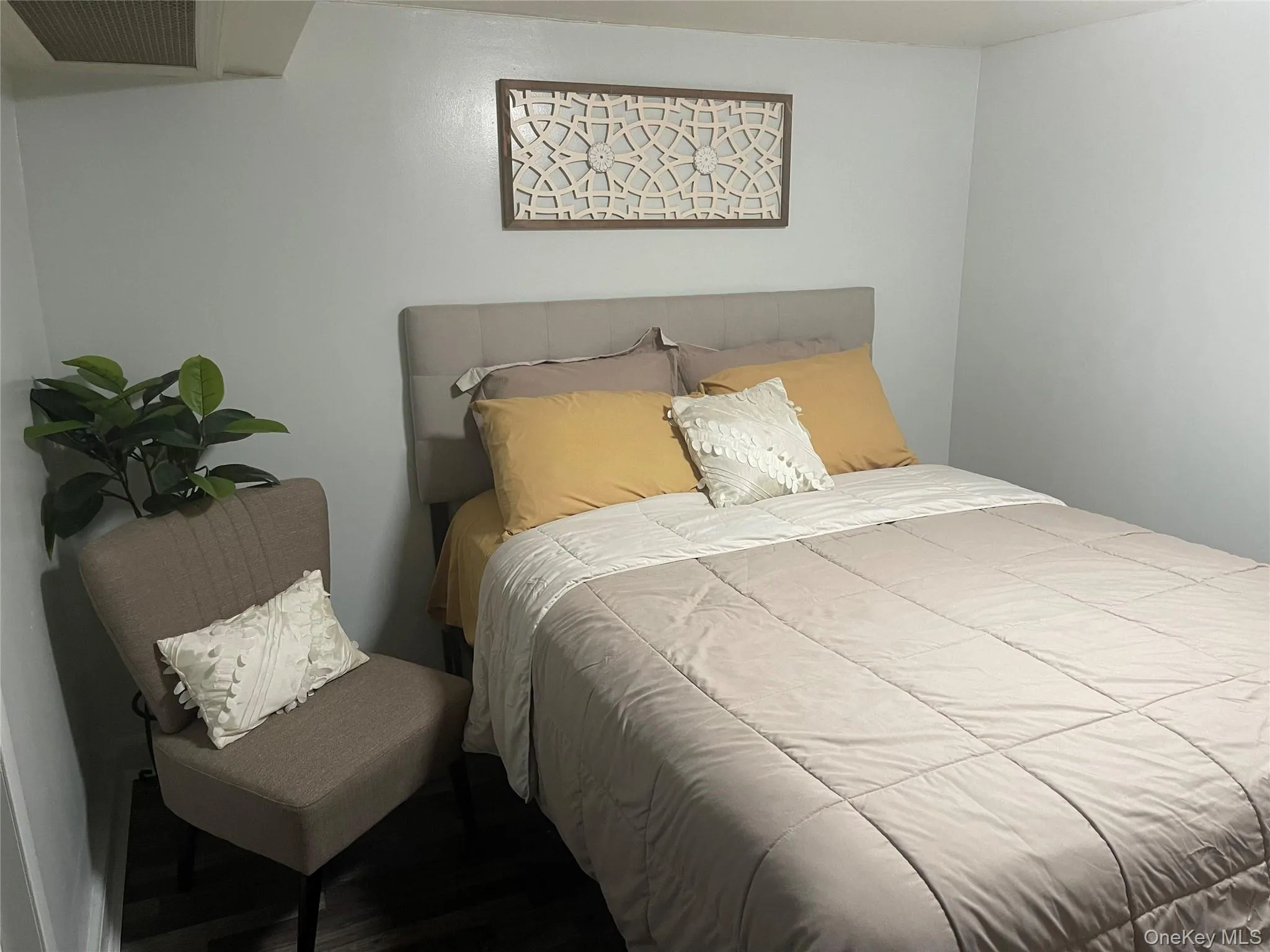 10506 221st Street, New York, NY, 3 Bedrooms Bedrooms, 6 Rooms Rooms,2 BathroomsBathrooms,Residential,For Rent,221st,0,1025581 10506 221st Street, New York, NY, 3 Bedrooms Bedrooms, 6 Rooms Rooms,2 BathroomsBathrooms,Residential,For Rent,221st,0,1025581