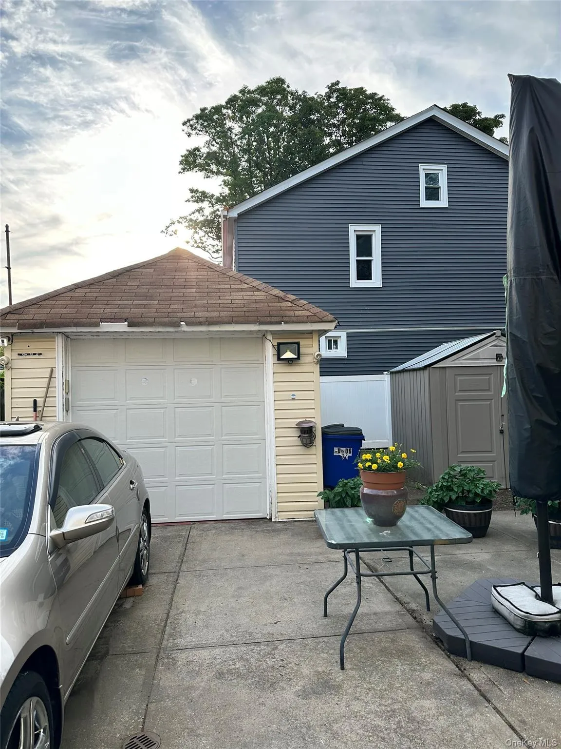 10506 221st Street, New York, NY, 3 Bedrooms Bedrooms, 6 Rooms Rooms,2 BathroomsBathrooms,Residential,For Rent,221st,0,1025581 10506 221st Street, New York, NY, 3 Bedrooms Bedrooms, 6 Rooms Rooms,2 BathroomsBathrooms,Residential,For Rent,221st,0,1025581