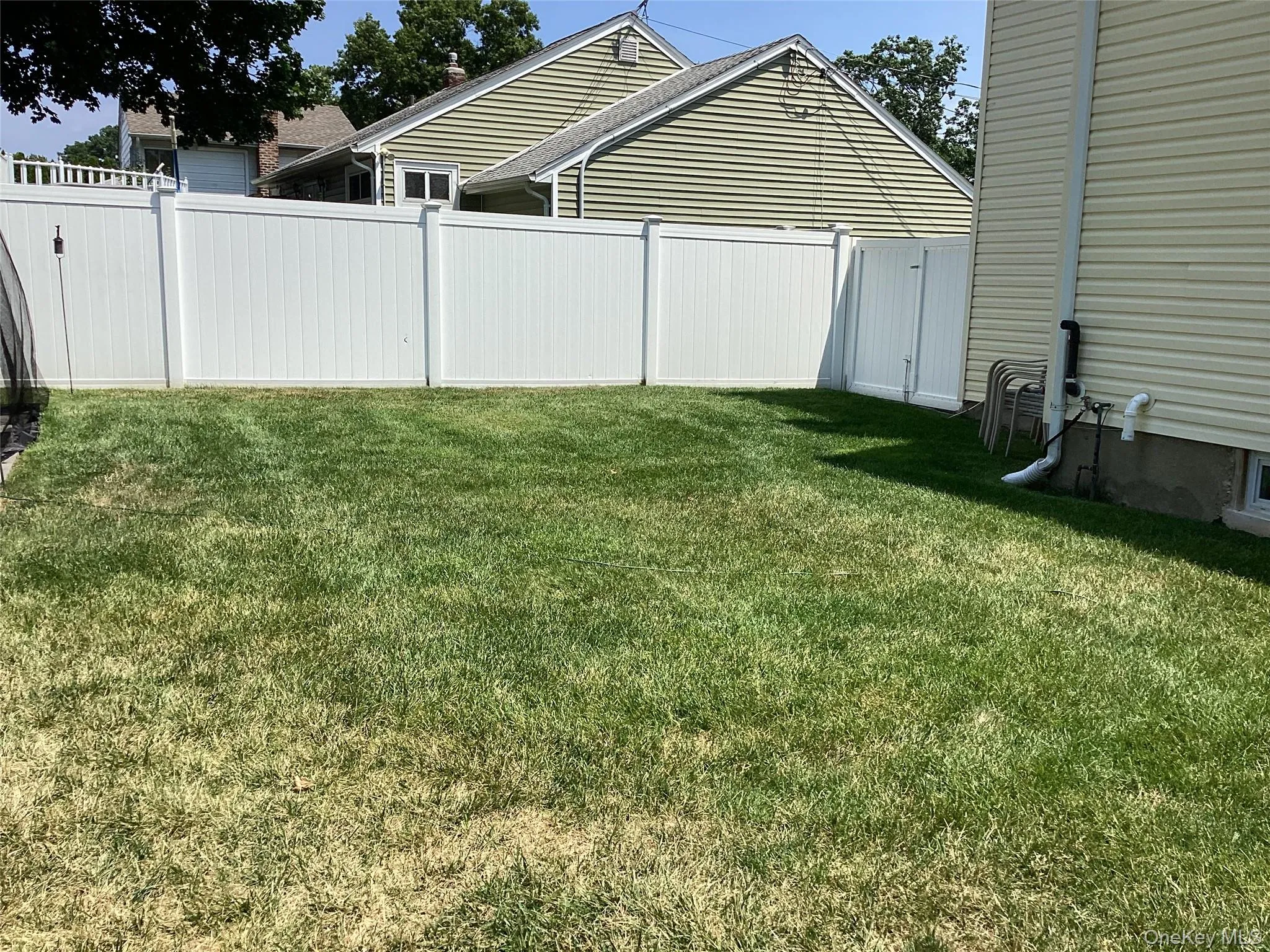 512 Fenimore Avenue, Babylon, NY, 3 Bedrooms Bedrooms, 8 Rooms Rooms,1 BathroomBathrooms,Residential,For Rent,Fenimore,0,1025582 512 Fenimore Avenue, Babylon, NY, 3 Bedrooms Bedrooms, 8 Rooms Rooms,1 BathroomBathrooms,Residential,For Rent,Fenimore,0,1025582