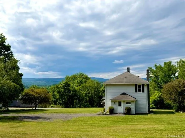 40 Highland Avenue, Wawarsing, NY, 3 Bedrooms Bedrooms, 9 Rooms Rooms,1 BathroomBathrooms,Residential,For Rent,Highland,0,1025586 40 Highland Avenue, Wawarsing, NY, 3 Bedrooms Bedrooms, 9 Rooms Rooms,1 BathroomBathrooms,Residential,For Rent,Highland,0,1025586