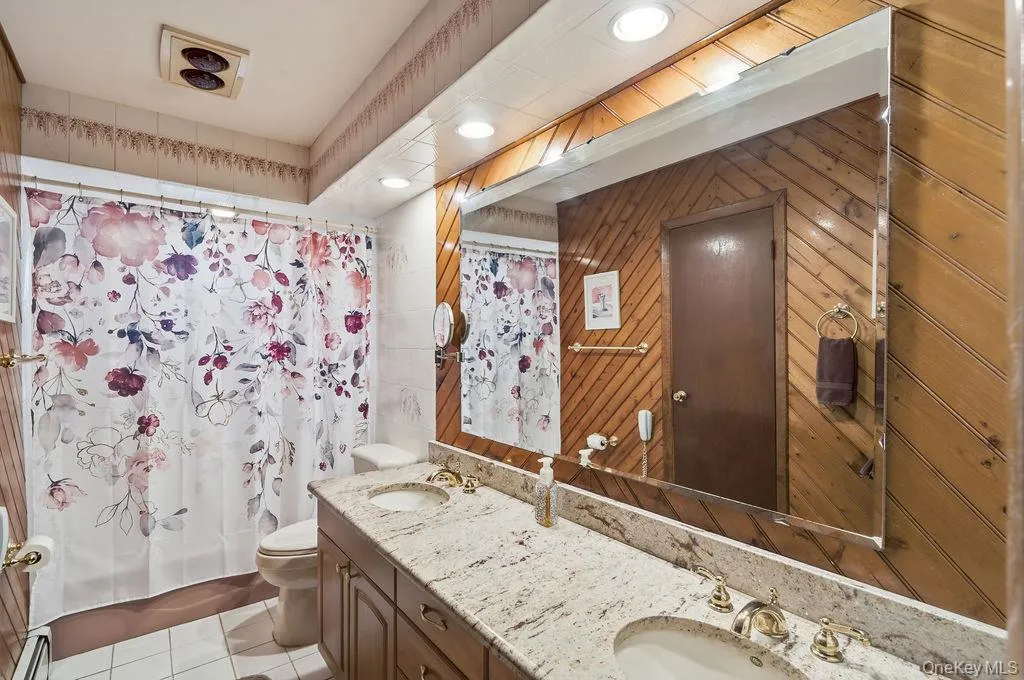 432 Wildwood Road, Islip, NY, 3 Bedrooms Bedrooms, 7 Rooms Rooms,2 BathroomsBathrooms,Residential,For Rent,Wildwood,0,1025589 432 Wildwood Road, Islip, NY, 3 Bedrooms Bedrooms, 7 Rooms Rooms,2 BathroomsBathrooms,Residential,For Rent,Wildwood,0,1025589
