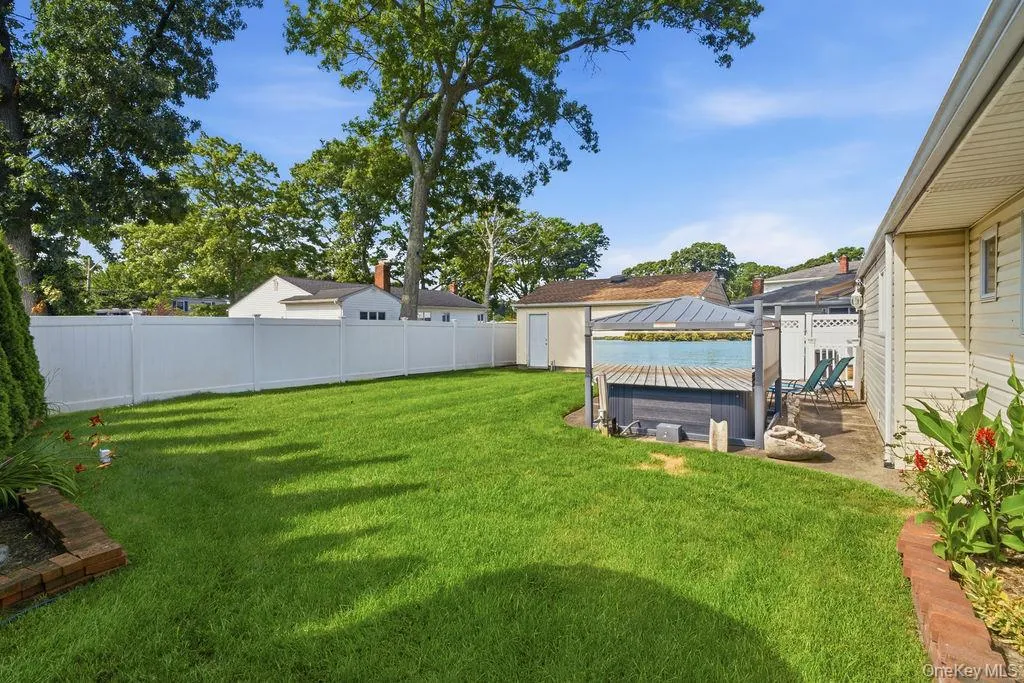 432 Wildwood Road, Islip, NY, 3 Bedrooms Bedrooms, 7 Rooms Rooms,2 BathroomsBathrooms,Residential,For Rent,Wildwood,0,1025589 432 Wildwood Road, Islip, NY, 3 Bedrooms Bedrooms, 7 Rooms Rooms,2 BathroomsBathrooms,Residential,For Rent,Wildwood,0,1025589