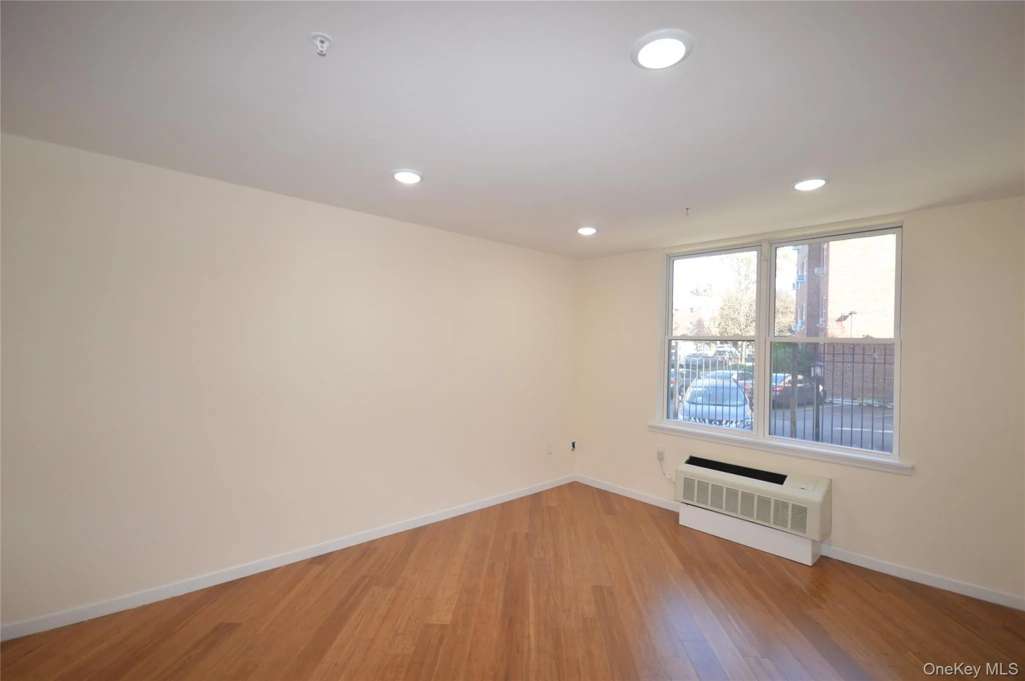 55 South Middle Neck Road, North Hempstead, NY, 2 Bedrooms Bedrooms, 5 Rooms Rooms,2 BathroomsBathrooms,Residential Lease,For Rent,South Middle Neck,0,1025593 55 South Middle Neck Road, North Hempstead, NY, 2 Bedrooms Bedrooms, 5 Rooms Rooms,2 BathroomsBathrooms,Residential Lease,For Rent,South Middle Neck,0,1025593
