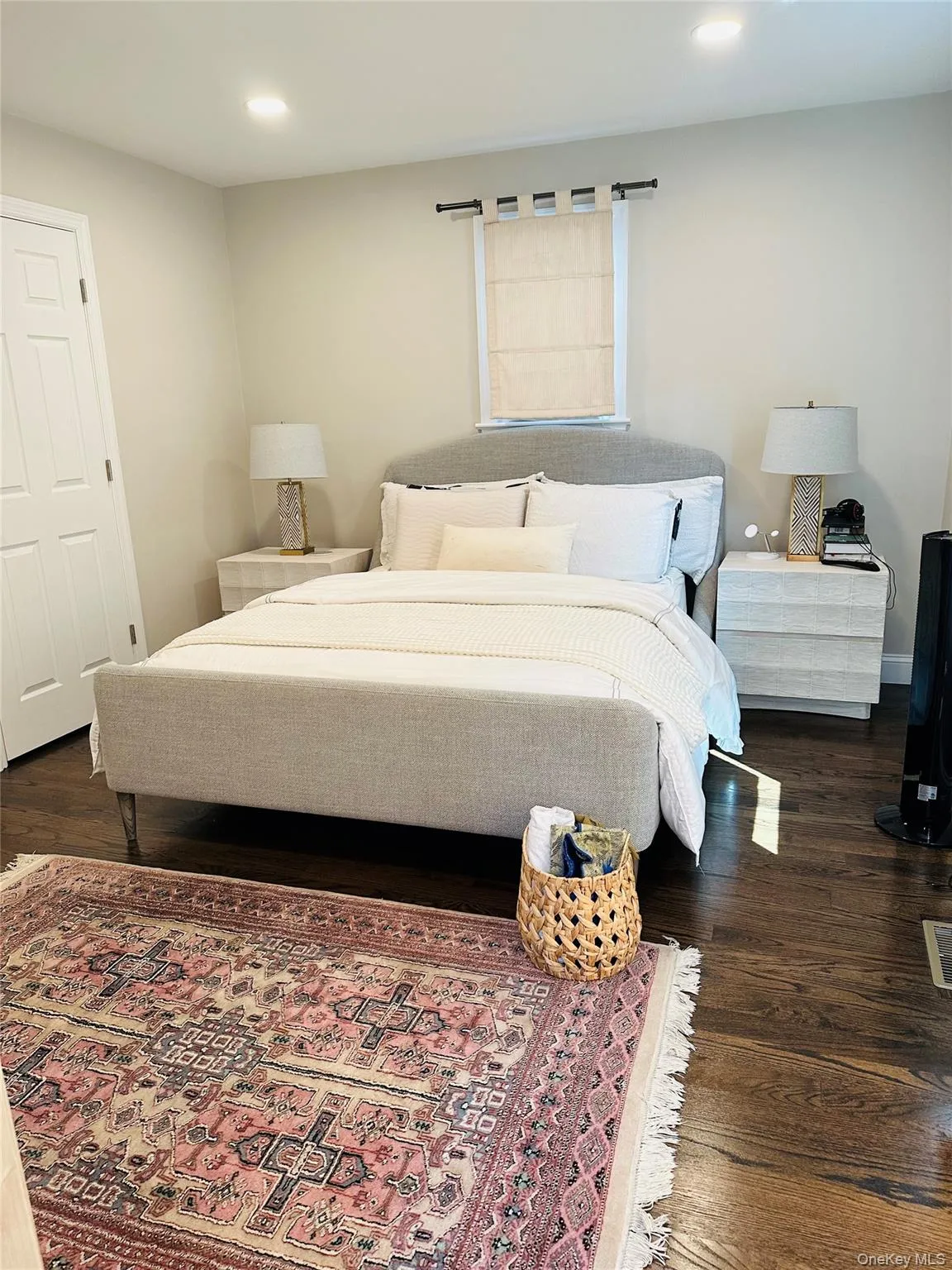 92 Clapham Avenue, North Hempstead, NY, 2 Bedrooms Bedrooms, 5 Rooms Rooms,3 BathroomsBathrooms,Residential Lease,For Rent,Clapham,0,1025595 92 Clapham Avenue, North Hempstead, NY, 2 Bedrooms Bedrooms, 5 Rooms Rooms,3 BathroomsBathrooms,Residential Lease,For Rent,Clapham,0,1025595
