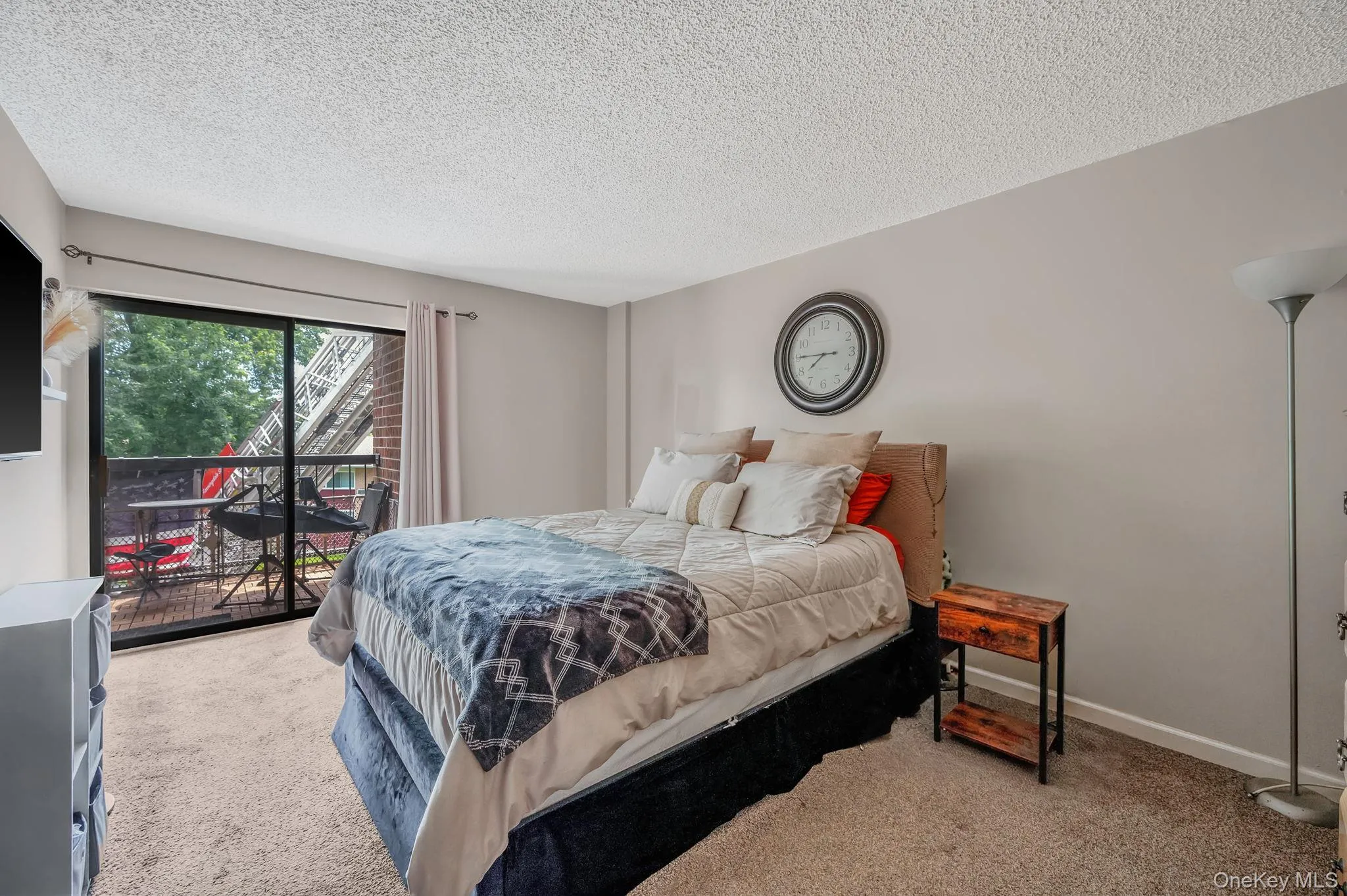 380 Fulton Street, Oyster Bay, NY, 1 Bedroom Bedrooms, 3 Rooms Rooms,1 BathroomBathrooms,Residential,For Rent,Fulton,0,1025600 380 Fulton Street, Oyster Bay, NY, 1 Bedroom Bedrooms, 3 Rooms Rooms,1 BathroomBathrooms,Residential,For Rent,Fulton,0,1025600