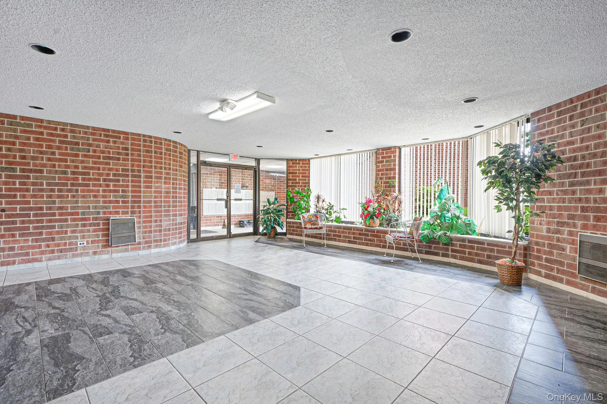 380 Fulton Street, Oyster Bay, NY, 1 Bedroom Bedrooms, 3 Rooms Rooms,1 BathroomBathrooms,Residential,For Rent,Fulton,0,1025600 380 Fulton Street, Oyster Bay, NY, 1 Bedroom Bedrooms, 3 Rooms Rooms,1 BathroomBathrooms,Residential,For Rent,Fulton,0,1025600