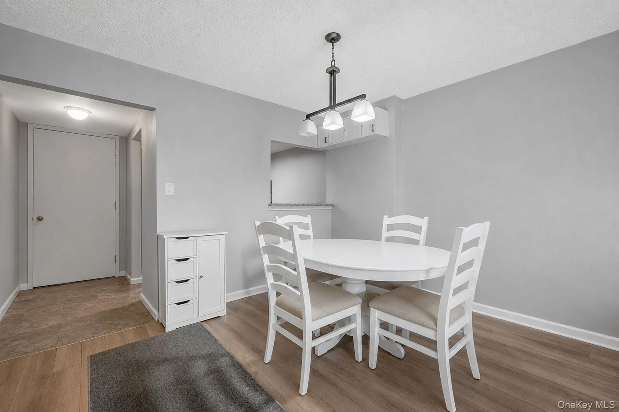 380 Fulton Street, Oyster Bay, NY, 1 Bedroom Bedrooms, 3 Rooms Rooms,1 BathroomBathrooms,Residential,For Rent,Fulton,0,1025600 380 Fulton Street, Oyster Bay, NY, 1 Bedroom Bedrooms, 3 Rooms Rooms,1 BathroomBathrooms,Residential,For Rent,Fulton,0,1025600