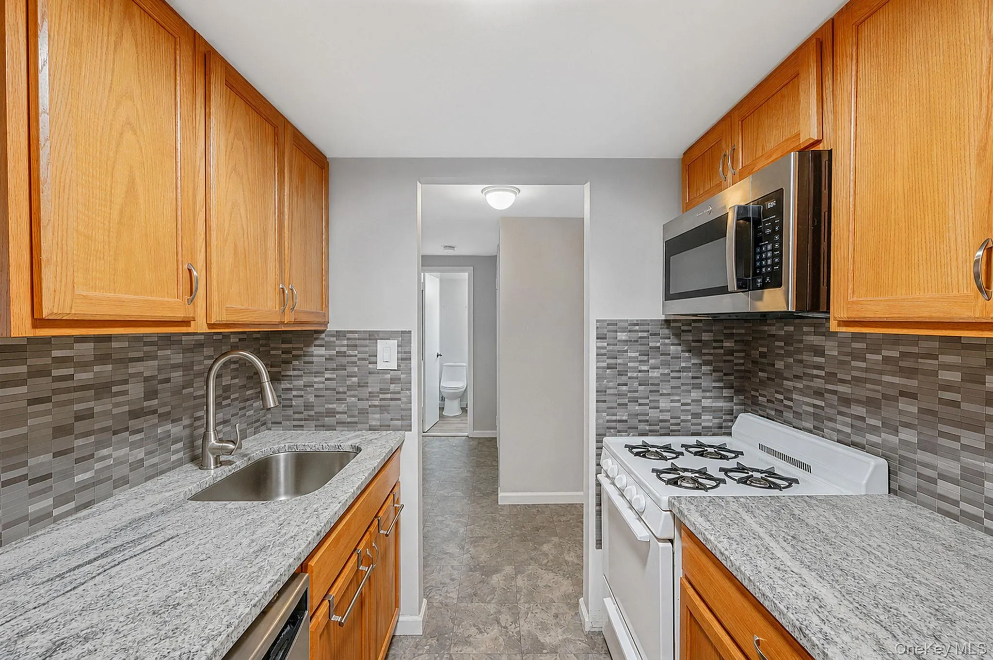 380 Fulton Street, Oyster Bay, NY, 1 Bedroom Bedrooms, 3 Rooms Rooms,1 BathroomBathrooms,Residential,For Rent,Fulton,0,1025600 380 Fulton Street, Oyster Bay, NY, 1 Bedroom Bedrooms, 3 Rooms Rooms,1 BathroomBathrooms,Residential,For Rent,Fulton,0,1025600