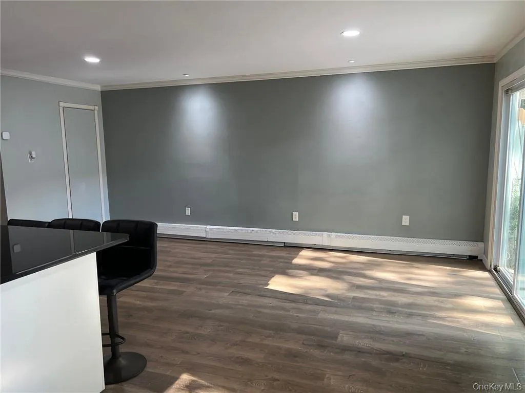 708 Silver Lake Scotchtown Road, Wallkill, NY, 4 Bedrooms Bedrooms, 7 Rooms Rooms,2 BathroomsBathrooms,Residential Lease,For Rent,Silver Lake Scotchtown,0,1025601 708 Silver Lake Scotchtown Road, Wallkill, NY, 4 Bedrooms Bedrooms, 7 Rooms Rooms,2 BathroomsBathrooms,Residential Lease,For Rent,Silver Lake Scotchtown,0,1025601