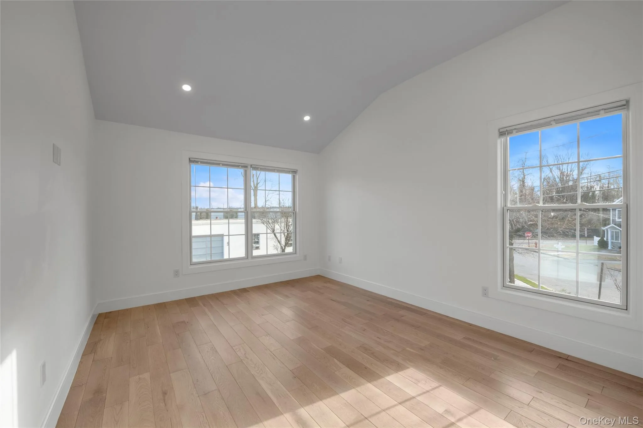 1 Manhasset Avenue, North Hempstead, NY, 4 Bedrooms Bedrooms, 7 Rooms Rooms,3 BathroomsBathrooms,Residential Lease,For Rent,Manhasset,0,1025606 1 Manhasset Avenue, North Hempstead, NY, 4 Bedrooms Bedrooms, 7 Rooms Rooms,3 BathroomsBathrooms,Residential Lease,For Rent,Manhasset,0,1025606