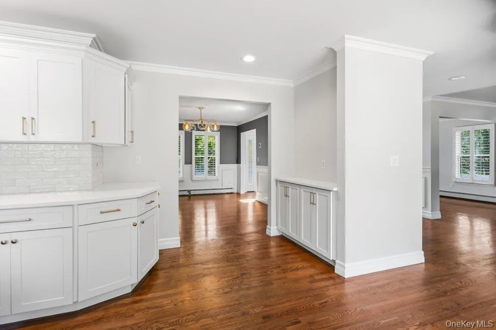 15 Victoria Court, Islip, NY, 4 Bedrooms Bedrooms, 9 Rooms Rooms,2 BathroomsBathrooms,Residential,For Rent,Victoria,0,1025608 15 Victoria Court, Islip, NY, 4 Bedrooms Bedrooms, 9 Rooms Rooms,2 BathroomsBathrooms,Residential,For Rent,Victoria,0,1025608