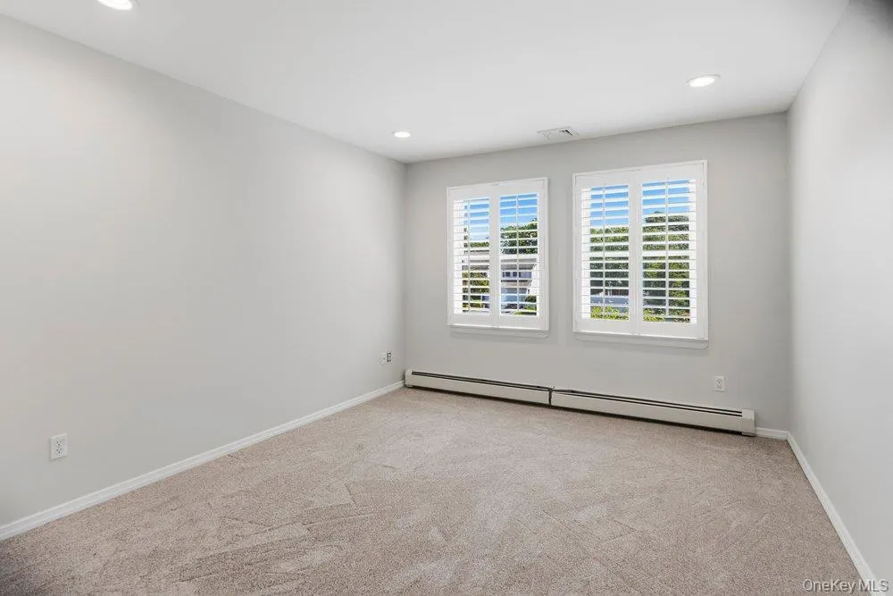 15 Victoria Court, Islip, NY, 4 Bedrooms Bedrooms, 9 Rooms Rooms,2 BathroomsBathrooms,Residential,For Rent,Victoria,0,1025608 15 Victoria Court, Islip, NY, 4 Bedrooms Bedrooms, 9 Rooms Rooms,2 BathroomsBathrooms,Residential,For Rent,Victoria,0,1025608