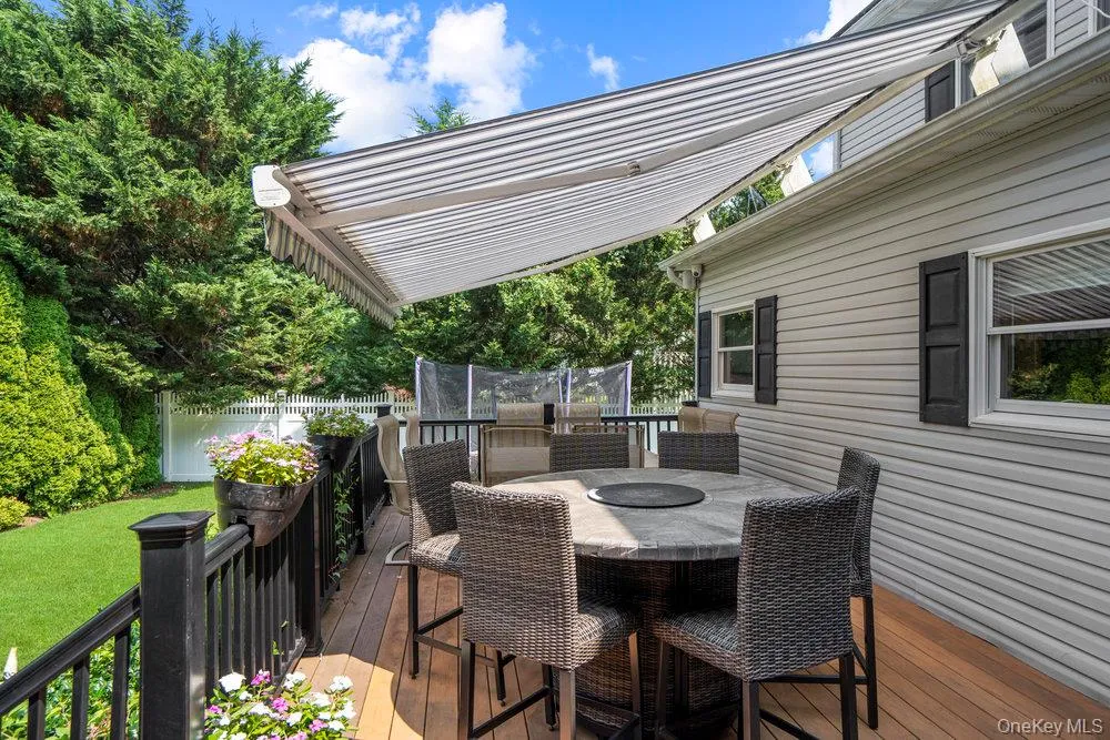 15 Victoria Court, Islip, NY, 4 Bedrooms Bedrooms, 9 Rooms Rooms,2 BathroomsBathrooms,Residential,For Rent,Victoria,0,1025608 15 Victoria Court, Islip, NY, 4 Bedrooms Bedrooms, 9 Rooms Rooms,2 BathroomsBathrooms,Residential,For Rent,Victoria,0,1025608