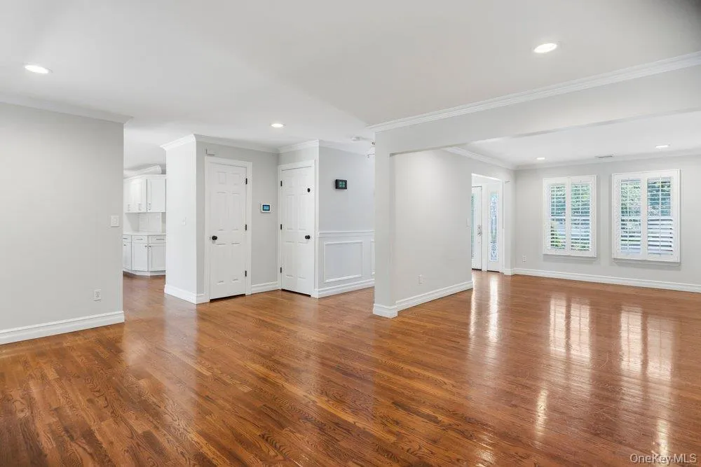15 Victoria Court, Islip, NY, 4 Bedrooms Bedrooms, 9 Rooms Rooms,2 BathroomsBathrooms,Residential,For Rent,Victoria,0,1025608 15 Victoria Court, Islip, NY, 4 Bedrooms Bedrooms, 9 Rooms Rooms,2 BathroomsBathrooms,Residential,For Rent,Victoria,0,1025608