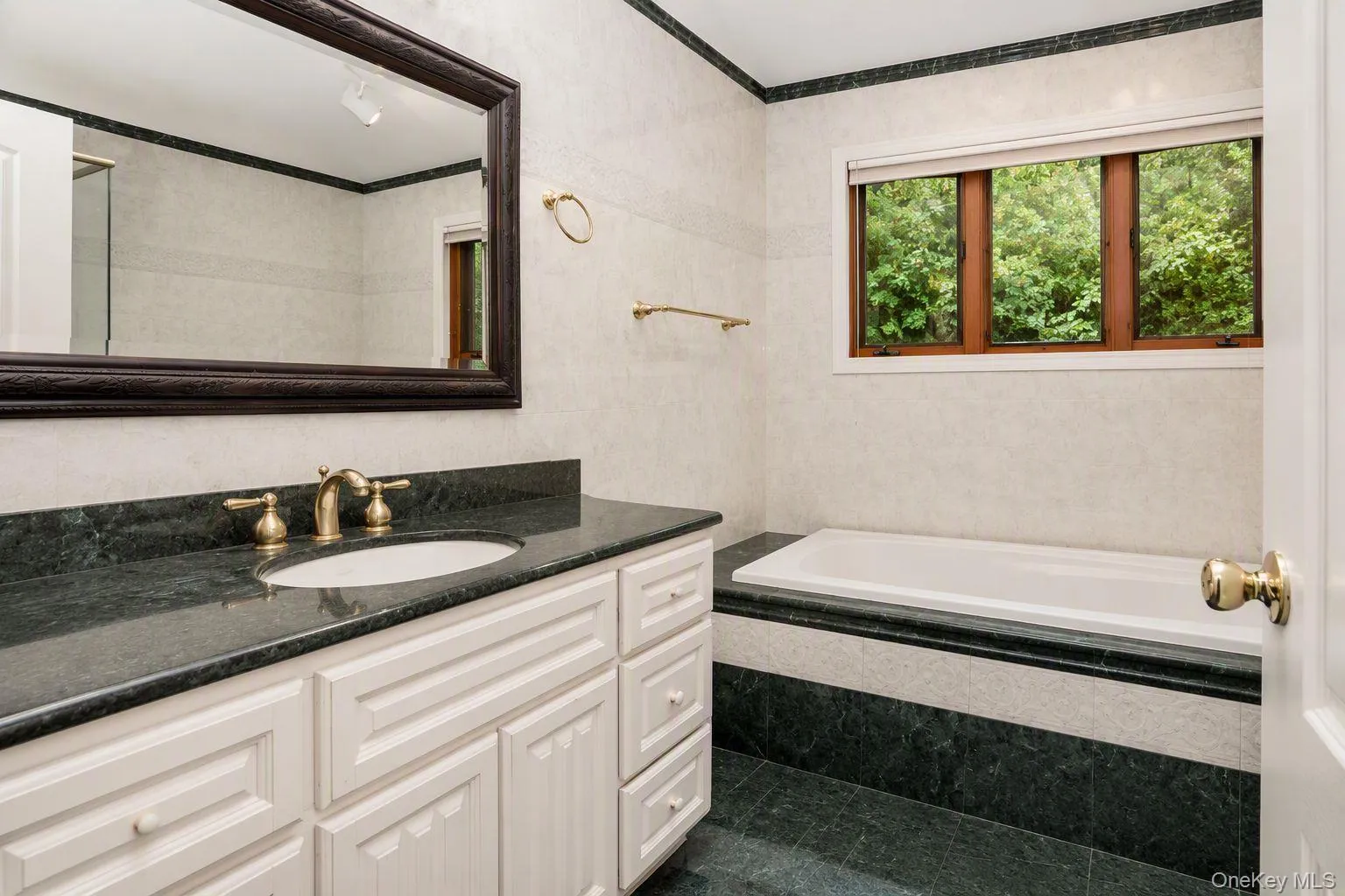4 Pinewood Circle, North Castle, NY, 3 Bedrooms Bedrooms, 6 Rooms Rooms,2 BathroomsBathrooms,Residential Lease,For Rent,Pinewood,0,1025611 4 Pinewood Circle, North Castle, NY, 3 Bedrooms Bedrooms, 6 Rooms Rooms,2 BathroomsBathrooms,Residential Lease,For Rent,Pinewood,0,1025611