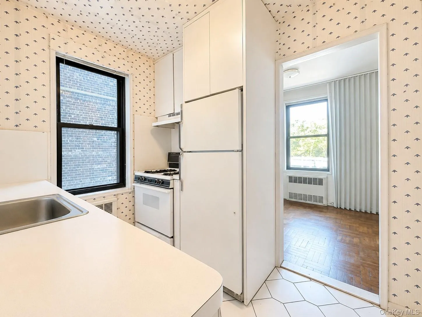 226-26 Union Turnpike, New York, NY, 2 Bedrooms Bedrooms, 5 Rooms Rooms,1 BathroomBathrooms,Residential,For Rent,Union,0,1025612 226-26 Union Turnpike, New York, NY, 2 Bedrooms Bedrooms, 5 Rooms Rooms,1 BathroomBathrooms,Residential,For Rent,Union,0,1025612