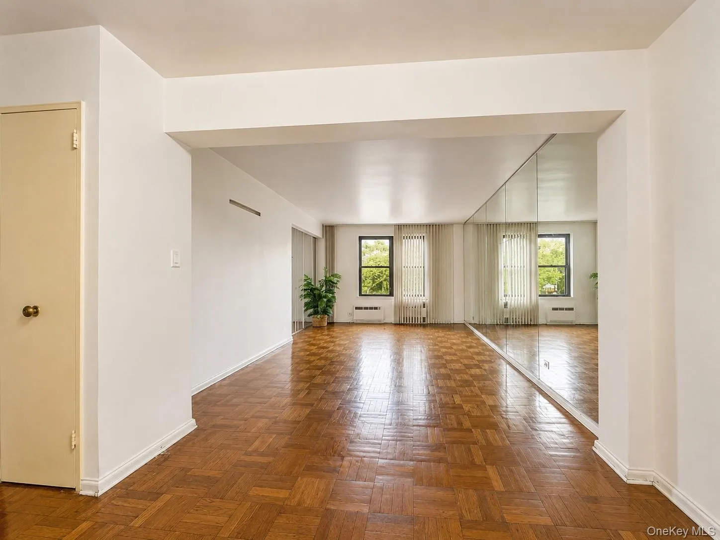 226-26 Union Turnpike, New York, NY, 2 Bedrooms Bedrooms, 5 Rooms Rooms,1 BathroomBathrooms,Residential,For Rent,Union,0,1025612 226-26 Union Turnpike, New York, NY, 2 Bedrooms Bedrooms, 5 Rooms Rooms,1 BathroomBathrooms,Residential,For Rent,Union,0,1025612
