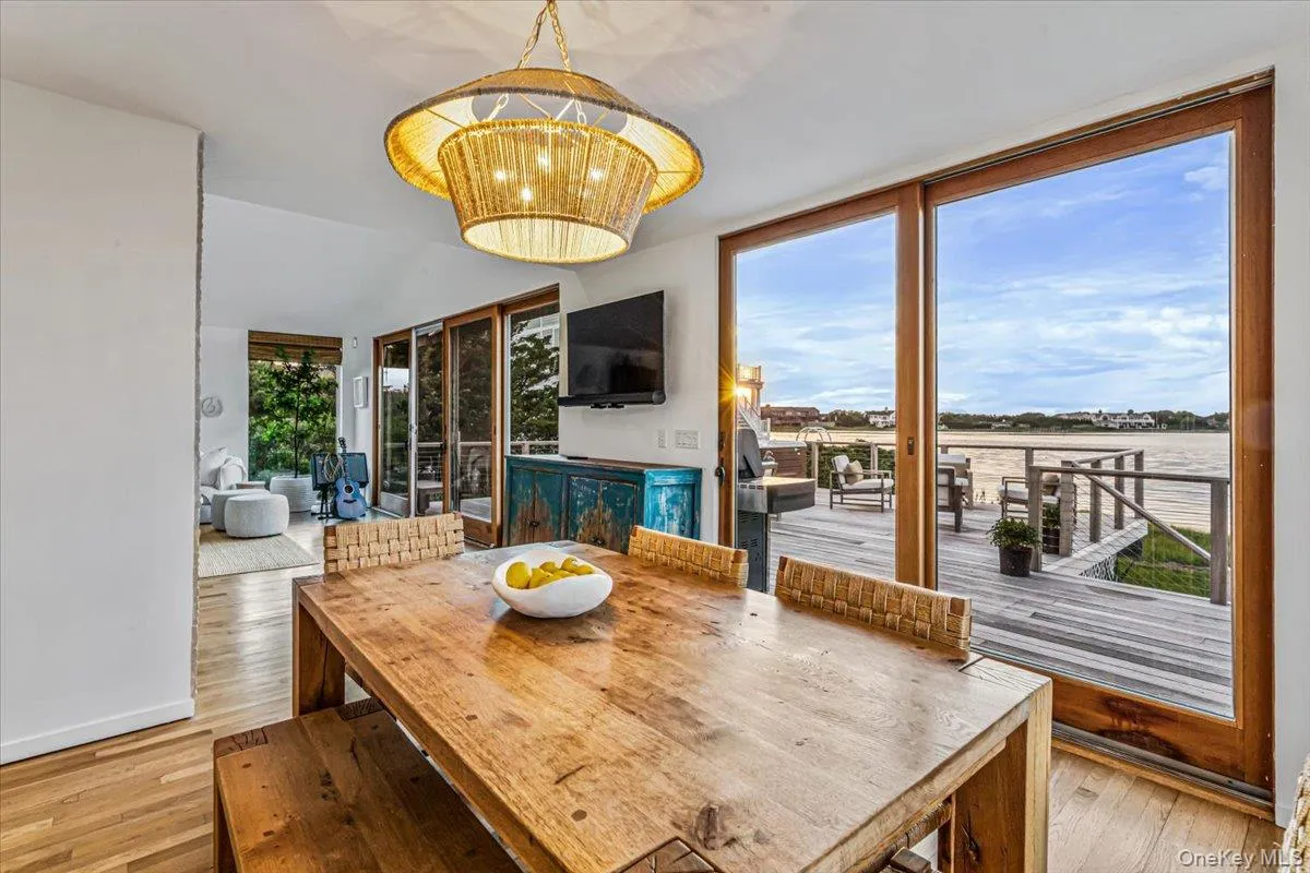 192 Dune Road, Southampton, NY, 4 Bedrooms Bedrooms, 12 Rooms Rooms,2 BathroomsBathrooms,Residential Lease,For Rent,Dune,0,1025615 192 Dune Road, Southampton, NY, 4 Bedrooms Bedrooms, 12 Rooms Rooms,2 BathroomsBathrooms,Residential Lease,For Rent,Dune,0,1025615