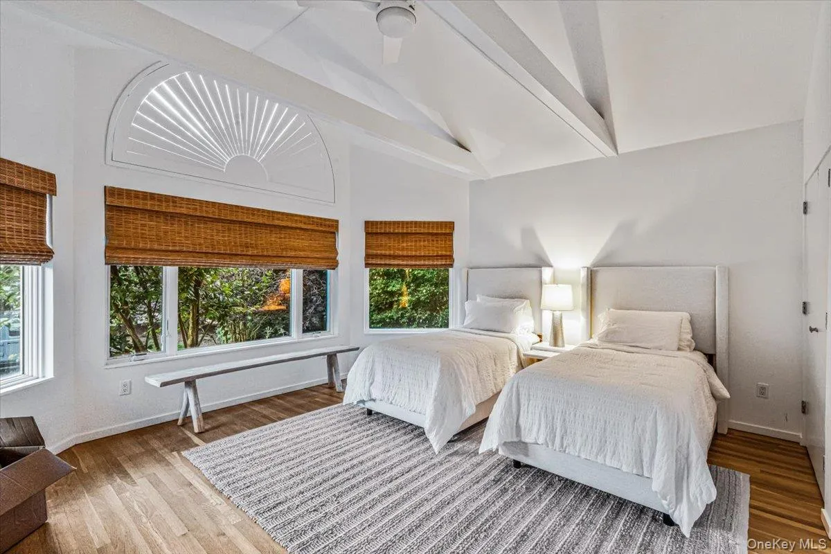 192 Dune Road, Southampton, NY, 4 Bedrooms Bedrooms, 12 Rooms Rooms,2 BathroomsBathrooms,Residential Lease,For Rent,Dune,0,1025615 192 Dune Road, Southampton, NY, 4 Bedrooms Bedrooms, 12 Rooms Rooms,2 BathroomsBathrooms,Residential Lease,For Rent,Dune,0,1025615