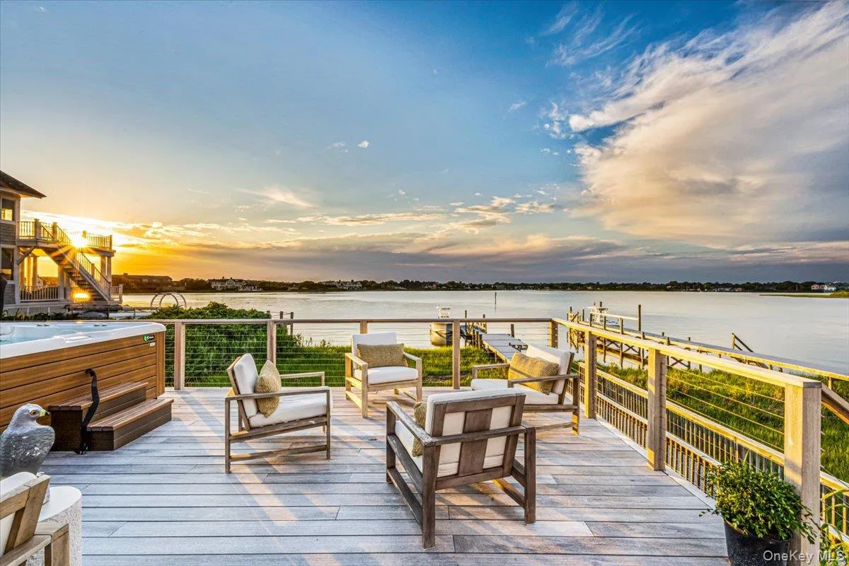 192 Dune Road, Southampton, NY, 4 Bedrooms Bedrooms, 12 Rooms Rooms,2 BathroomsBathrooms,Residential Lease,For Rent,Dune,0,1025615 192 Dune Road, Southampton, NY, 4 Bedrooms Bedrooms, 12 Rooms Rooms,2 BathroomsBathrooms,Residential Lease,For Rent,Dune,0,1025615