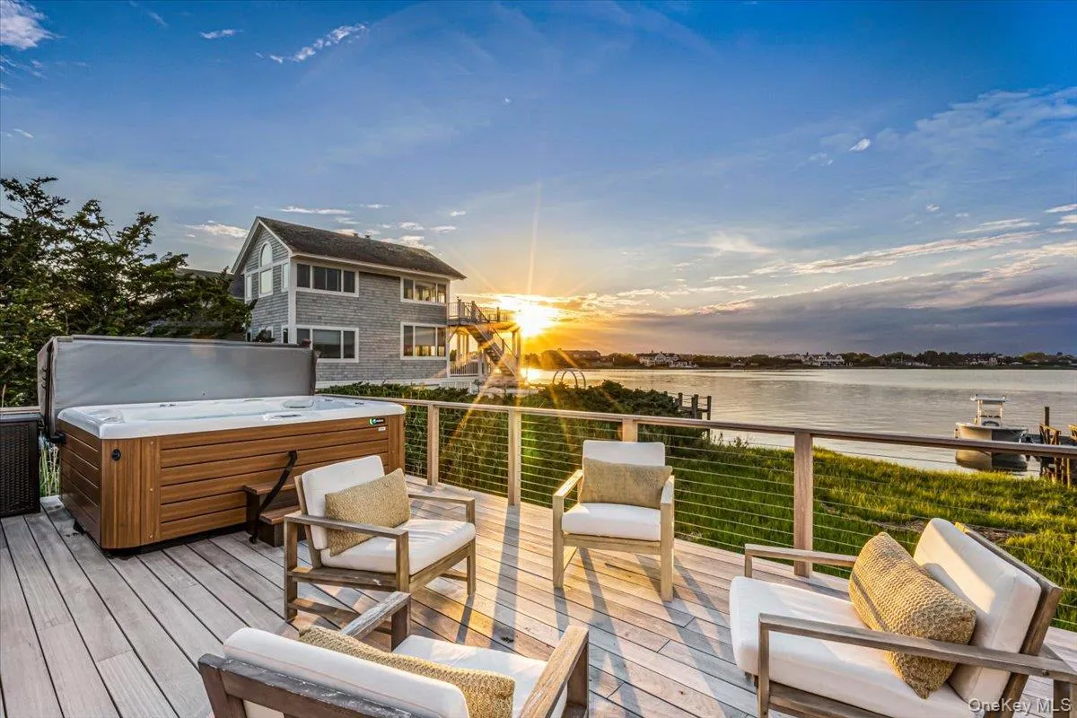 192 Dune Road, Southampton, NY, 4 Bedrooms Bedrooms, 12 Rooms Rooms,2 BathroomsBathrooms,Residential Lease,For Rent,Dune,0,1025615 192 Dune Road, Southampton, NY, 4 Bedrooms Bedrooms, 12 Rooms Rooms,2 BathroomsBathrooms,Residential Lease,For Rent,Dune,0,1025615