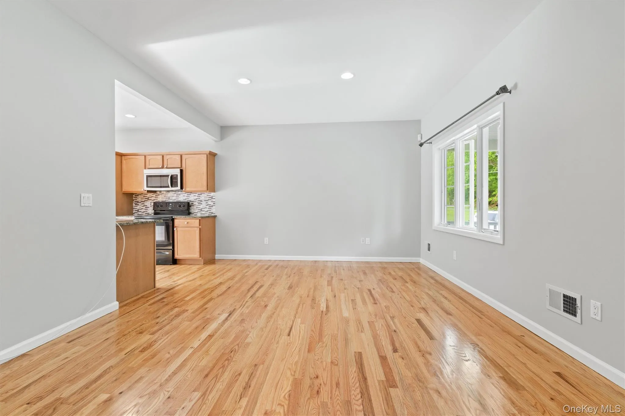 436 Jessup Road, Warwick (town), NY, 3 Bedrooms Bedrooms, 6 Rooms Rooms,1 BathroomBathrooms,Residential Lease,For Rent,Jessup,0,1025619 436 Jessup Road, Warwick (town), NY, 3 Bedrooms Bedrooms, 6 Rooms Rooms,1 BathroomBathrooms,Residential Lease,For Rent,Jessup,0,1025619