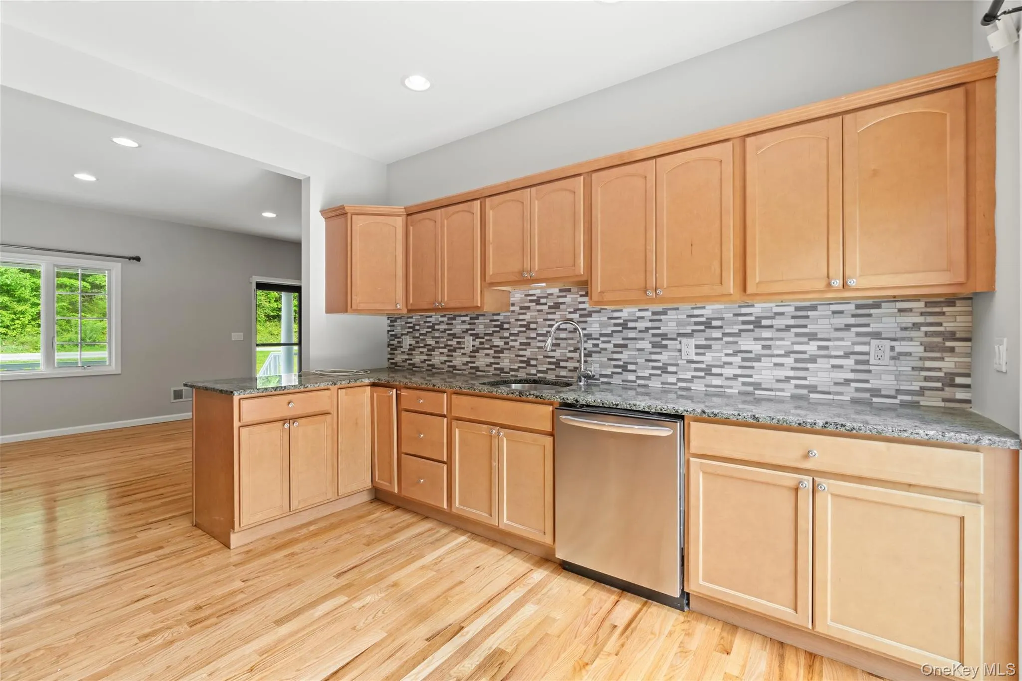 436 Jessup Road, Warwick (town), NY, 3 Bedrooms Bedrooms, 6 Rooms Rooms,1 BathroomBathrooms,Residential Lease,For Rent,Jessup,0,1025619 436 Jessup Road, Warwick (town), NY, 3 Bedrooms Bedrooms, 6 Rooms Rooms,1 BathroomBathrooms,Residential Lease,For Rent,Jessup,0,1025619