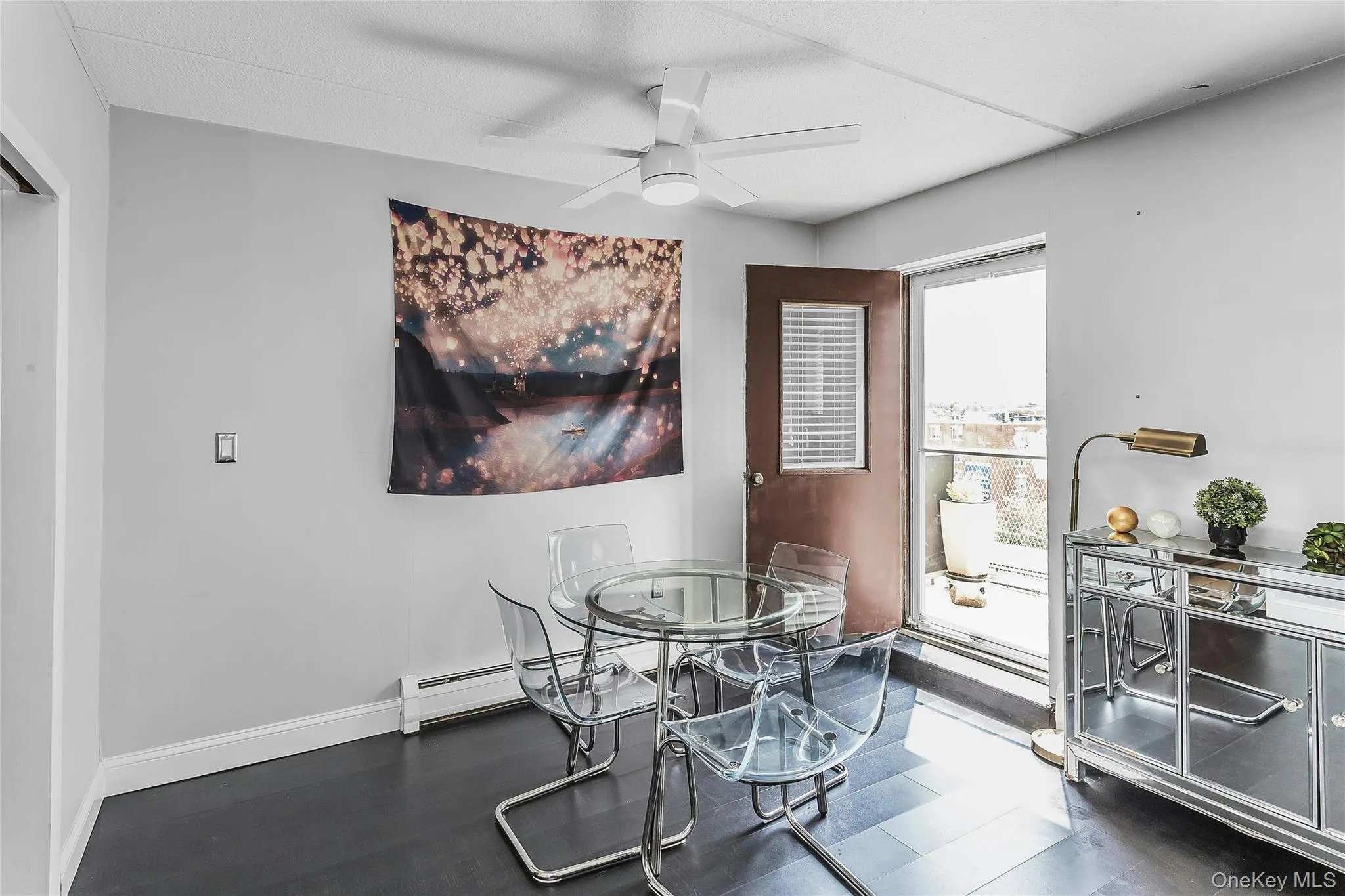 135 Post Avenue, North Hempstead, NY, 1 Bedroom Bedrooms, 3 Rooms Rooms,1 BathroomBathrooms,Residential,For Rent,Post,0,1025621 135 Post Avenue, North Hempstead, NY, 1 Bedroom Bedrooms, 3 Rooms Rooms,1 BathroomBathrooms,Residential,For Rent,Post,0,1025621