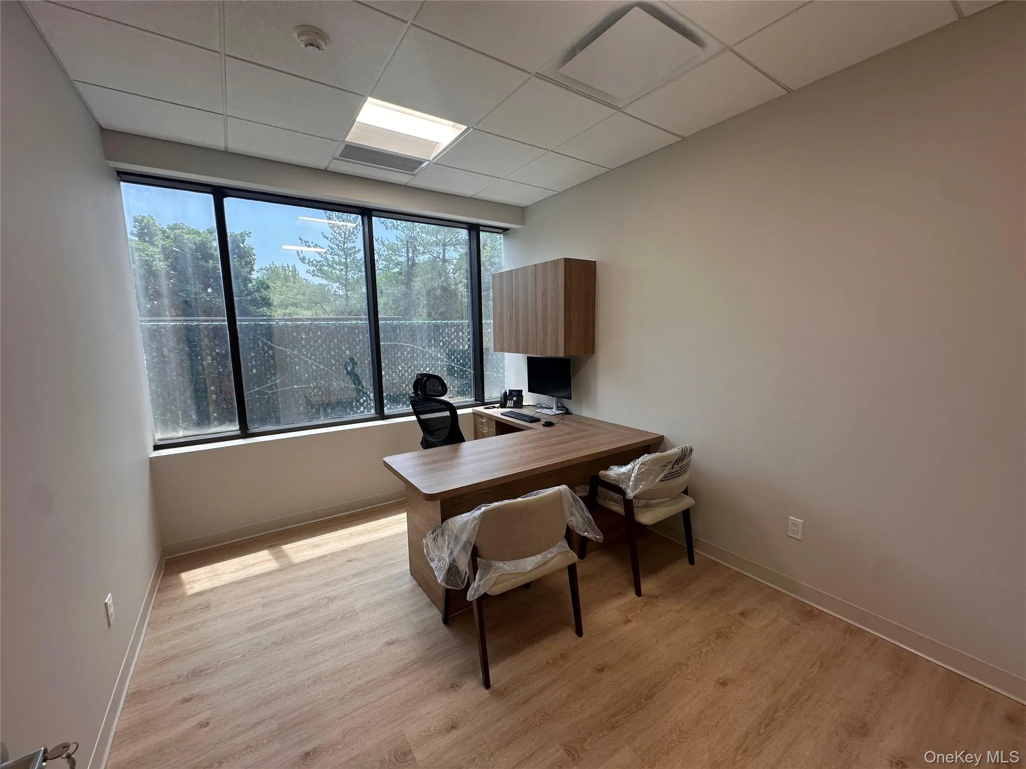 Dr office 2 Dr office 2