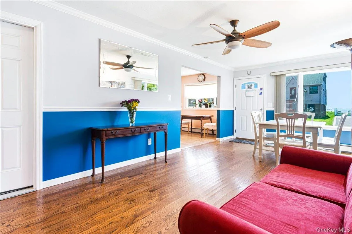 29 Milton Road, Babylon, NY, 3 Bedrooms Bedrooms, 6 Rooms Rooms,2 BathroomsBathrooms,Residential,For Rent,Milton,0,1025627 29 Milton Road, Babylon, NY, 3 Bedrooms Bedrooms, 6 Rooms Rooms,2 BathroomsBathrooms,Residential,For Rent,Milton,0,1025627