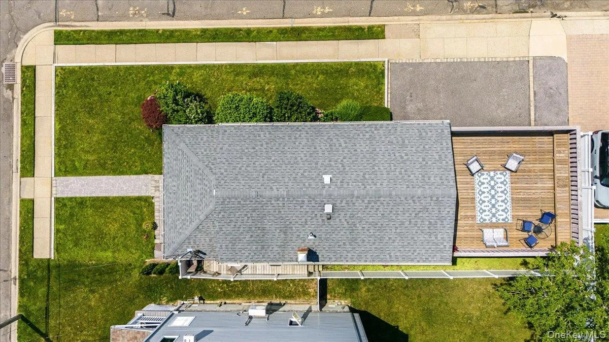 29 Milton Road, Babylon, NY, 3 Bedrooms Bedrooms, 6 Rooms Rooms,2 BathroomsBathrooms,Residential,For Rent,Milton,0,1025627 29 Milton Road, Babylon, NY, 3 Bedrooms Bedrooms, 6 Rooms Rooms,2 BathroomsBathrooms,Residential,For Rent,Milton,0,1025627