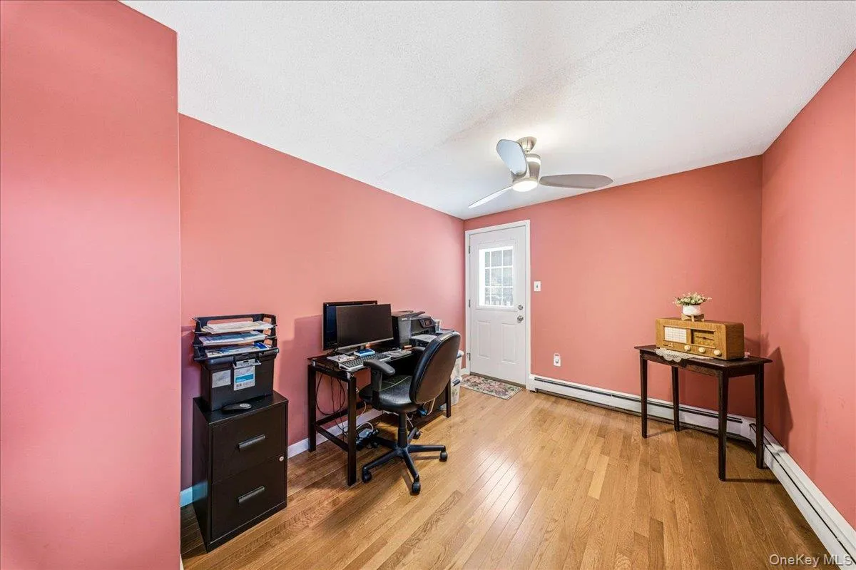 29 Milton Road, Babylon, NY, 3 Bedrooms Bedrooms, 6 Rooms Rooms,2 BathroomsBathrooms,Residential,For Rent,Milton,0,1025627 29 Milton Road, Babylon, NY, 3 Bedrooms Bedrooms, 6 Rooms Rooms,2 BathroomsBathrooms,Residential,For Rent,Milton,0,1025627