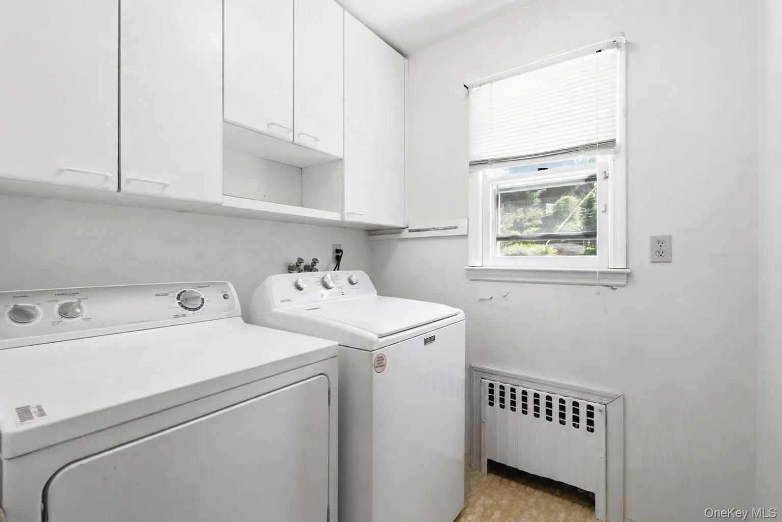 172 Park Hill Avenue, Yonkers, NY, 3 Bedrooms Bedrooms, 5 Rooms Rooms,2 BathroomsBathrooms,Residential,For Rent,Park Hill,0,1025632 172 Park Hill Avenue, Yonkers, NY, 3 Bedrooms Bedrooms, 5 Rooms Rooms,2 BathroomsBathrooms,Residential,For Rent,Park Hill,0,1025632