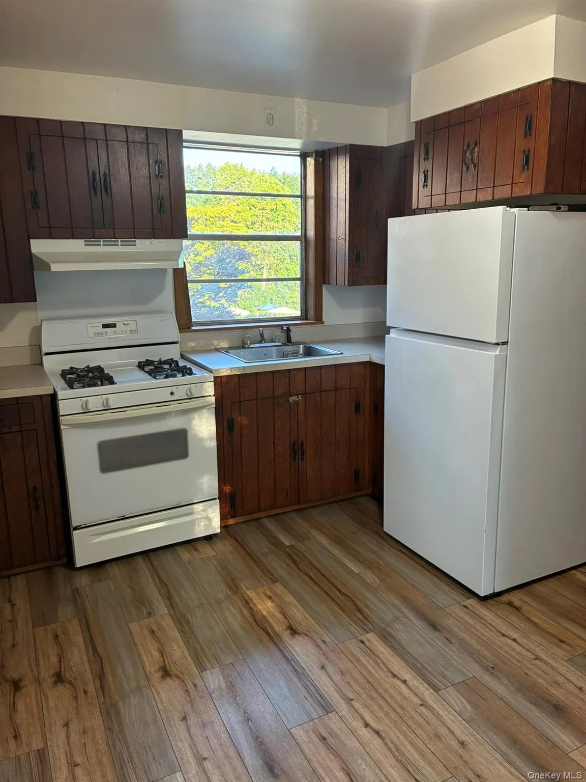 28 Rose Street, Stony Point, NY, 2 Bedrooms Bedrooms, 5 Rooms Rooms,1 BathroomBathrooms,Residential Lease,For Rent,Rose,0,1025634 28 Rose Street, Stony Point, NY, 2 Bedrooms Bedrooms, 5 Rooms Rooms,1 BathroomBathrooms,Residential Lease,For Rent,Rose,0,1025634