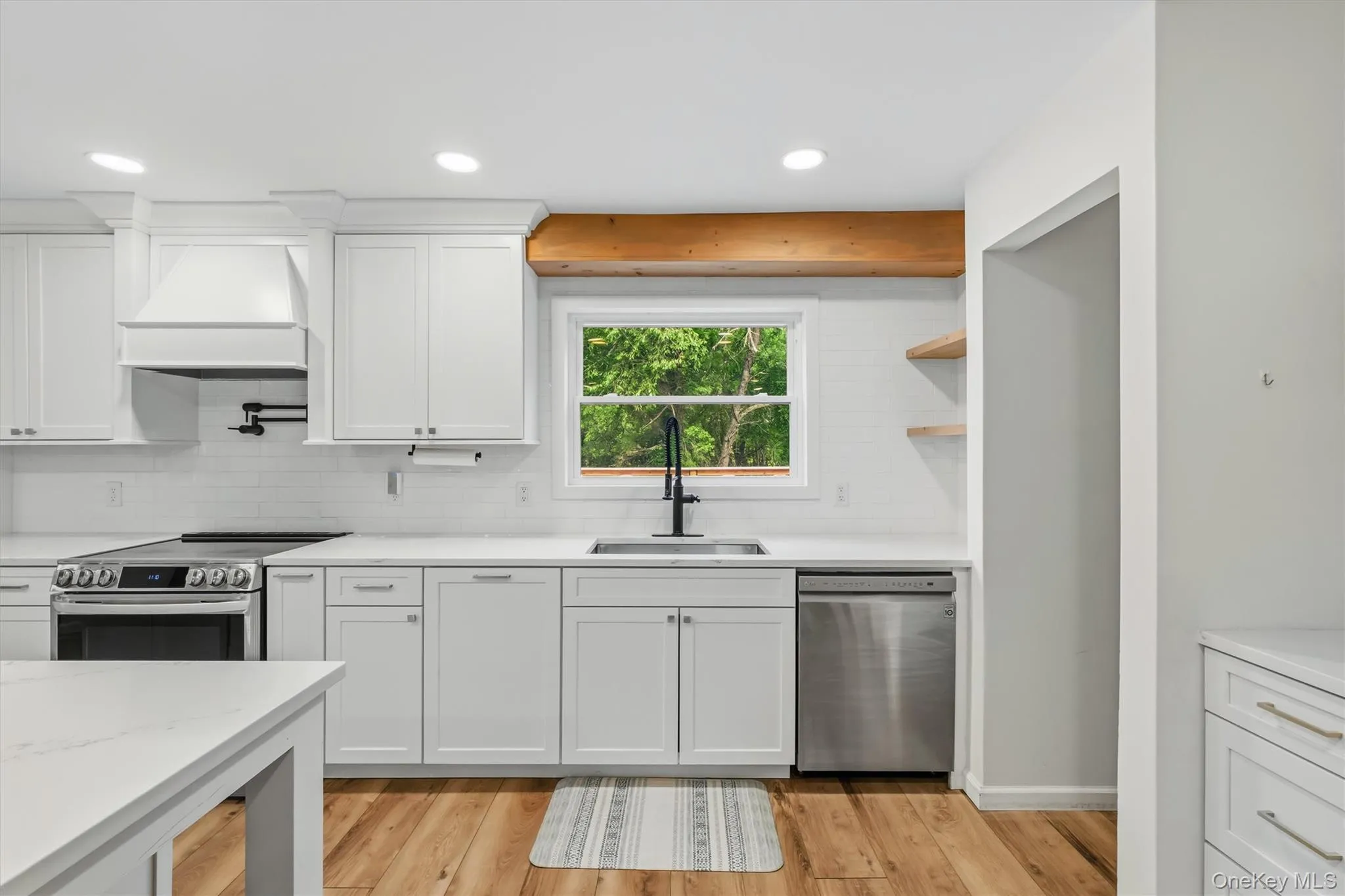 63 Hunt Road, Plattekill, NY, 4 Bedrooms Bedrooms, 11 Rooms Rooms,2 BathroomsBathrooms,Residential,For Rent,Hunt,0,1025645 63 Hunt Road, Plattekill, NY, 4 Bedrooms Bedrooms, 11 Rooms Rooms,2 BathroomsBathrooms,Residential,For Rent,Hunt,0,1025645